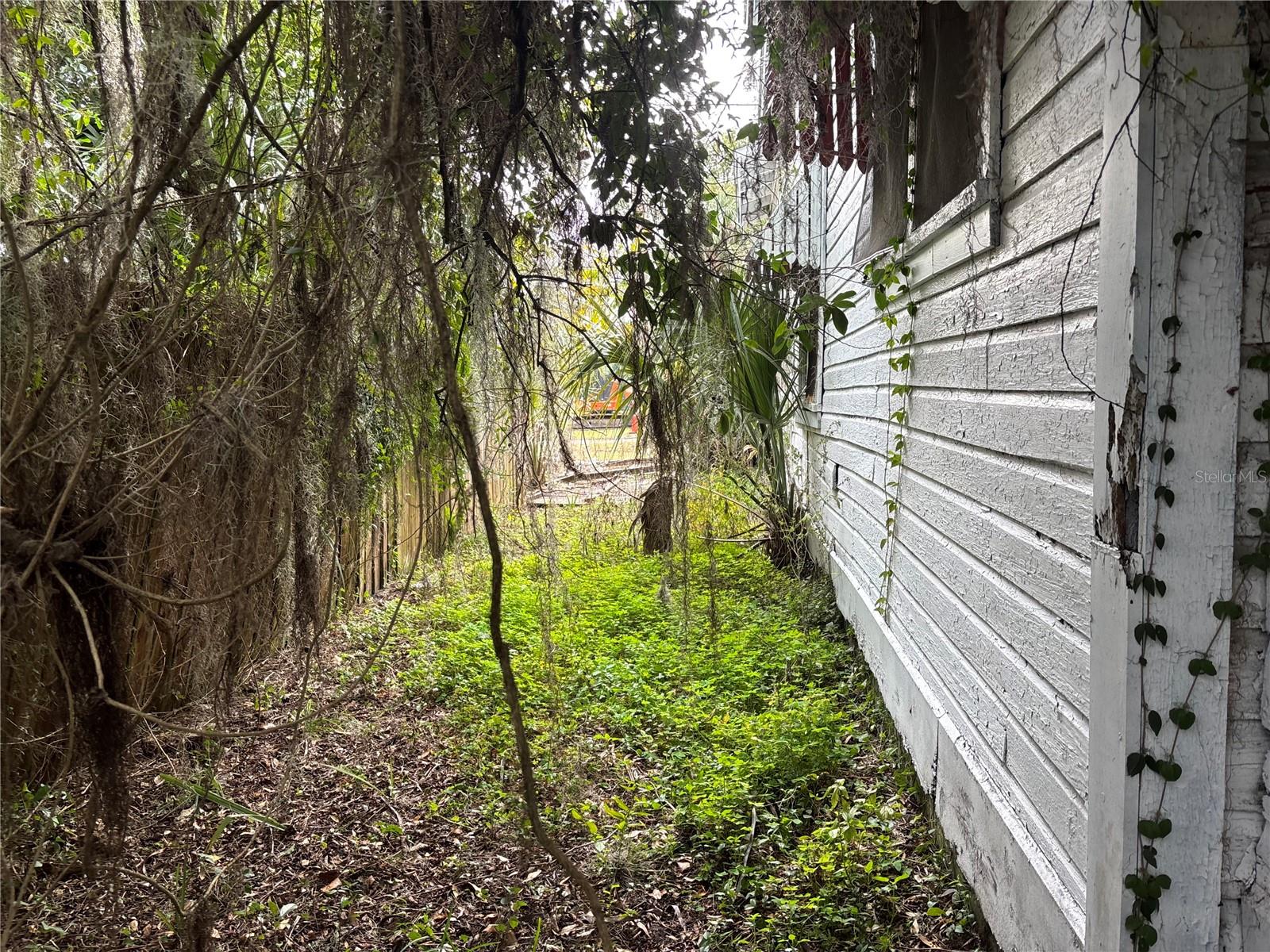 Image 7 of 17 For 708 Madison Street