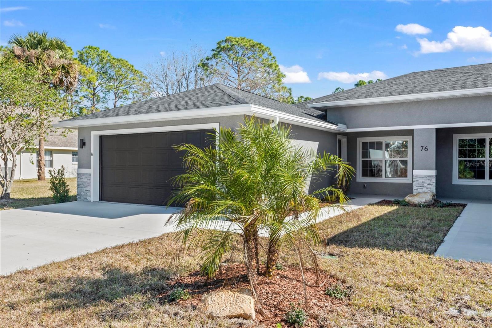 Image 2 of 86 For 76 Lynbrook Drive