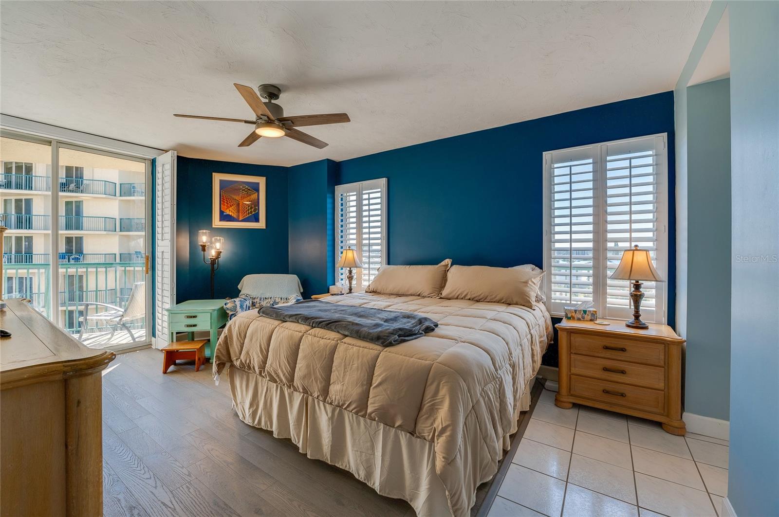Image 15 of 32 For 4565 Atlantic Avenue 5411