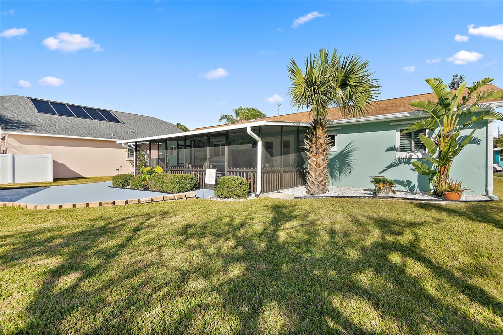 Image 35 of 53 For 2408 Daytona Avenue