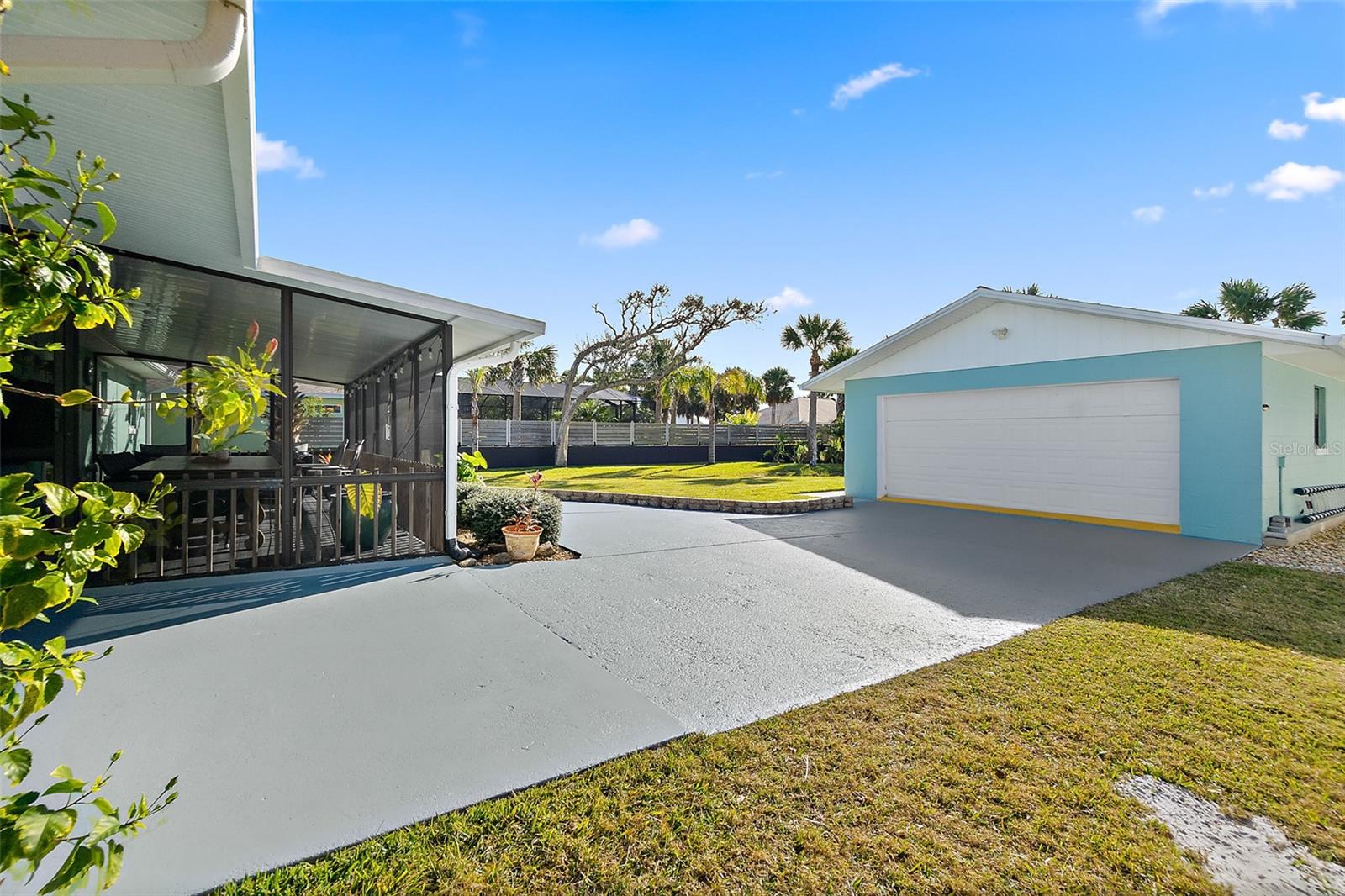 Image 37 of 53 For 2408 Daytona Avenue