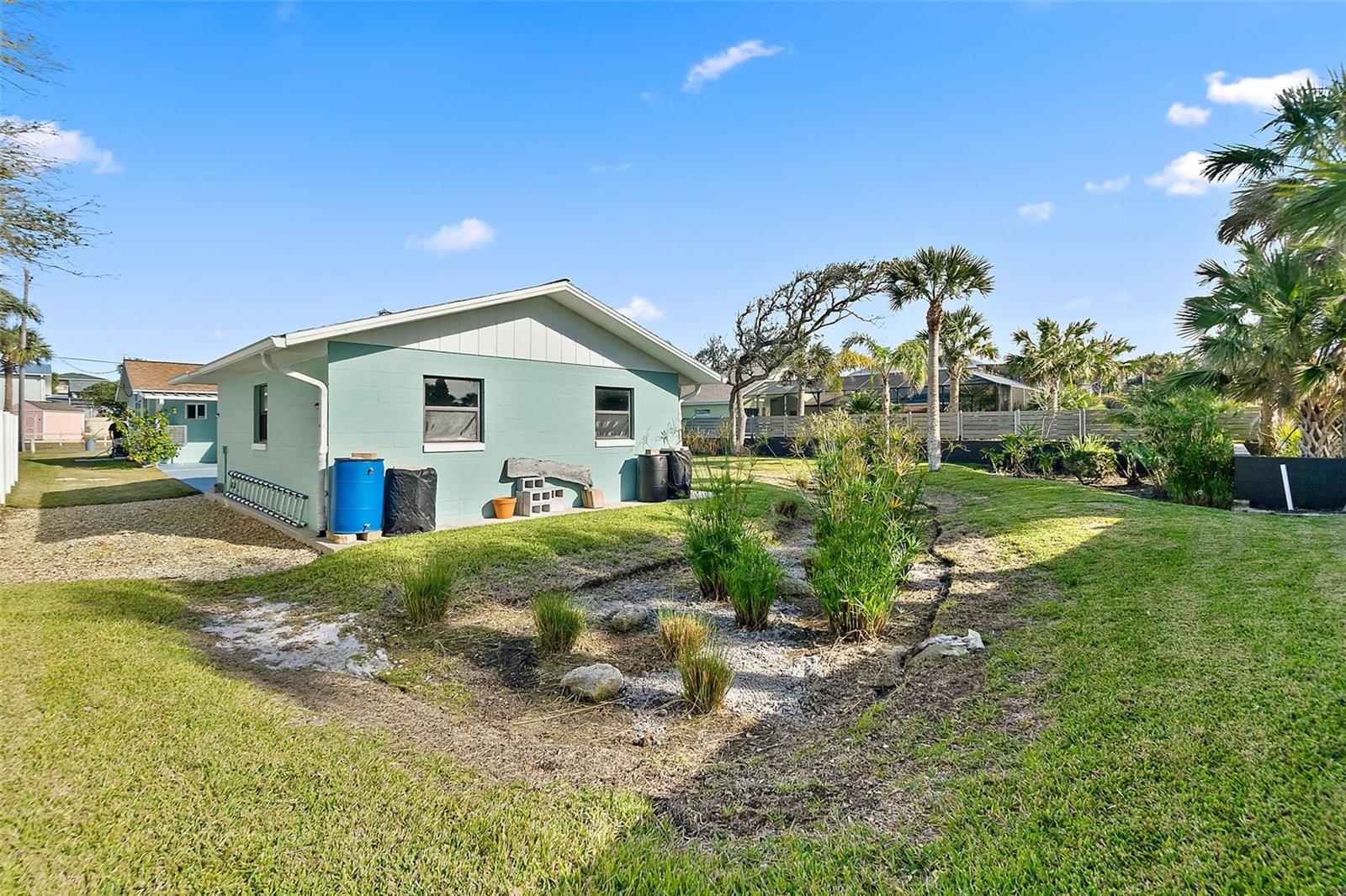Image 43 of 53 For 2408 Daytona Avenue