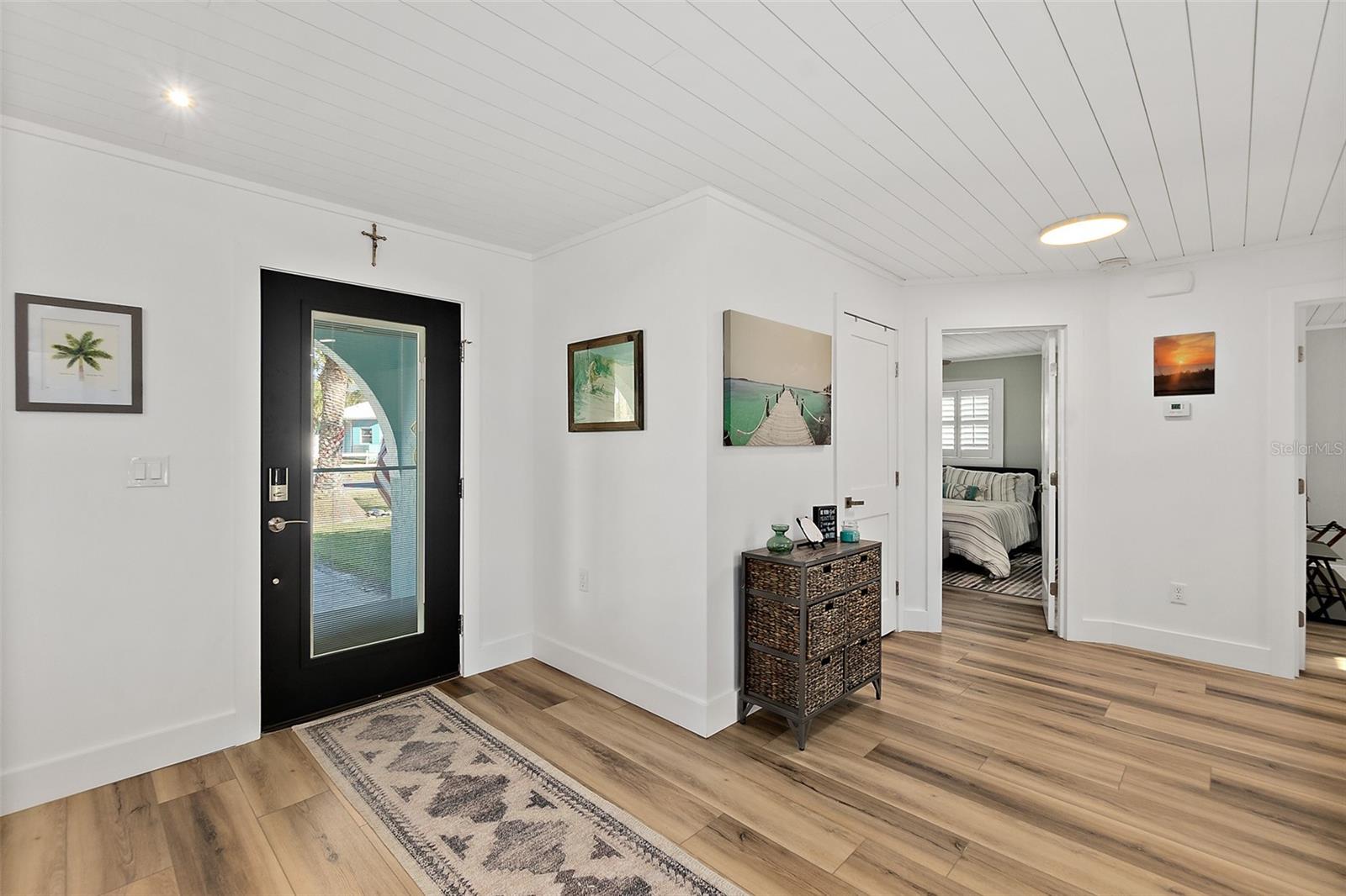Image 9 of 53 For 2408 Daytona Avenue