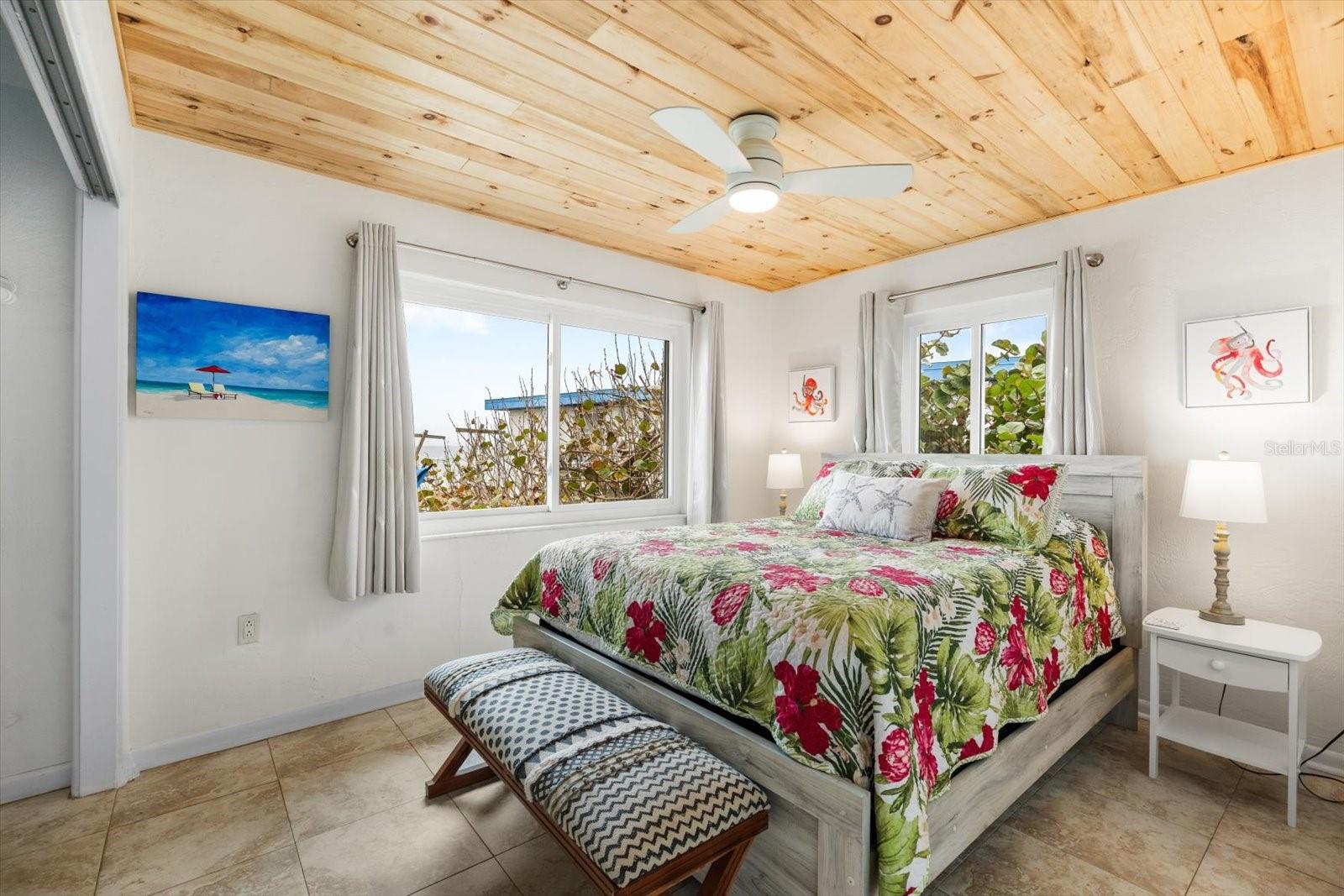 Image 17 of 43 For 2653 Ocean Shore Boulevard