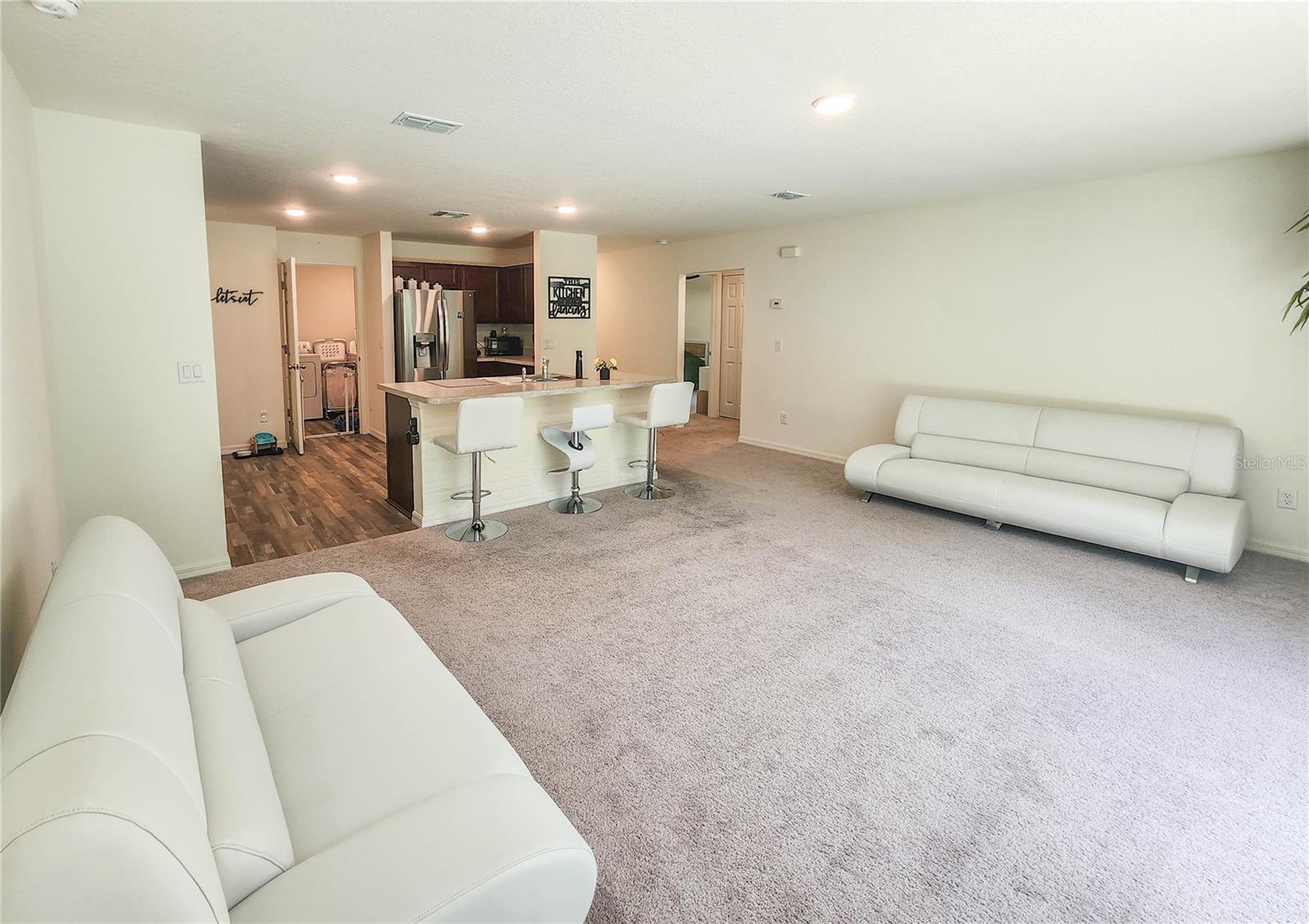 Image 10 of 55 For 208 Birchwood Drive