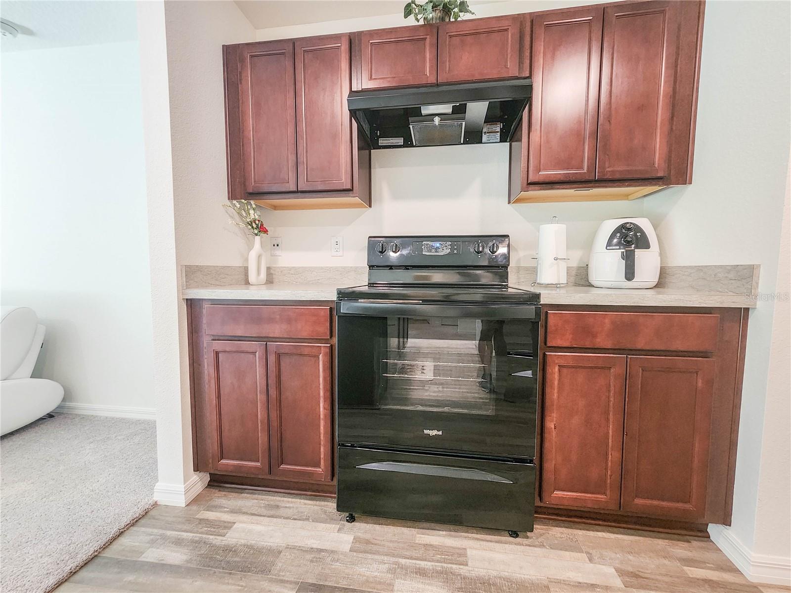 Image 17 of 55 For 208 Birchwood Drive
