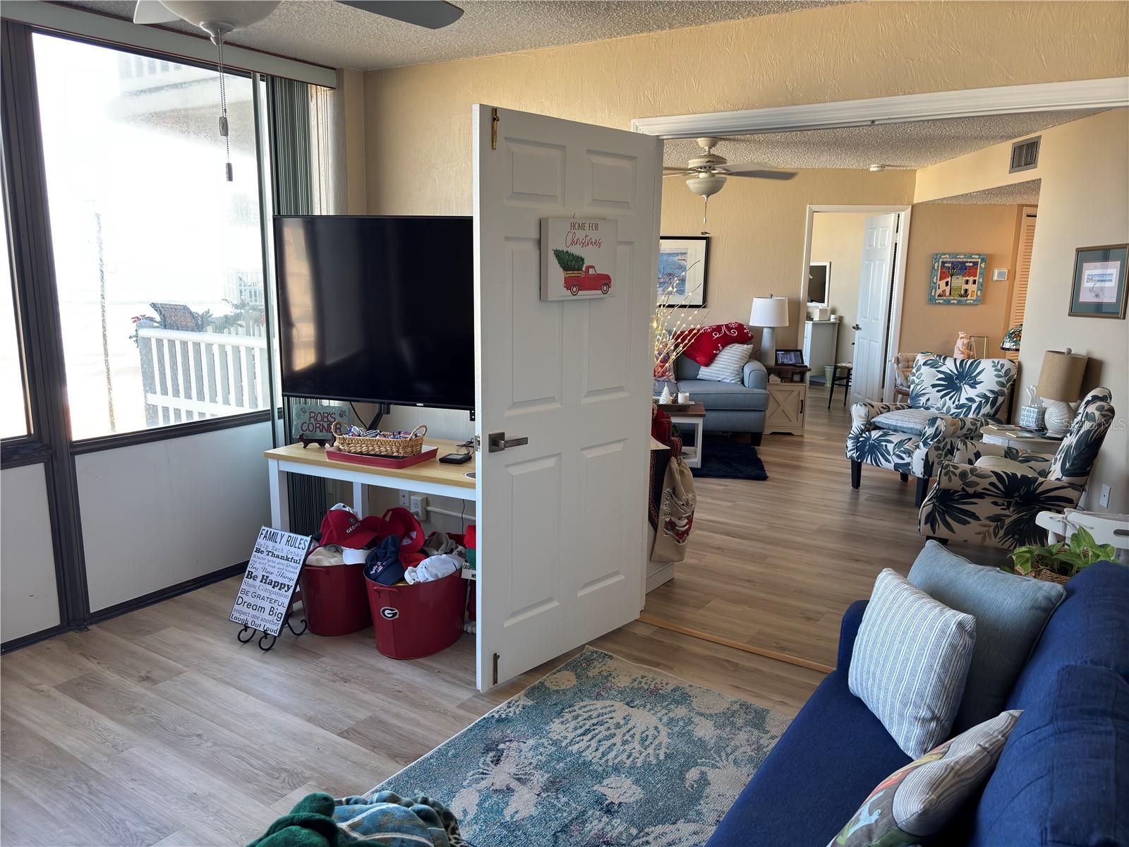 Image 10 of 51 For 3580 Ocean Shore Boulevard 404