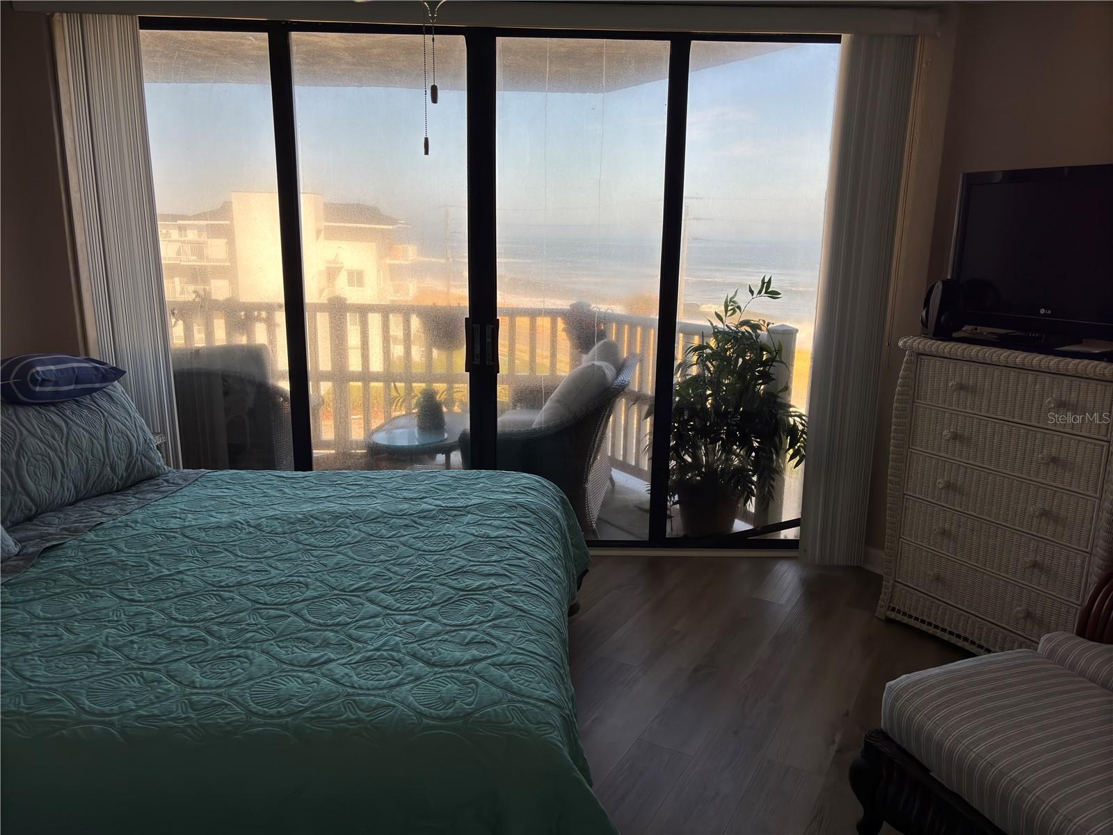 Image 15 of 51 For 3580 Ocean Shore Boulevard 404