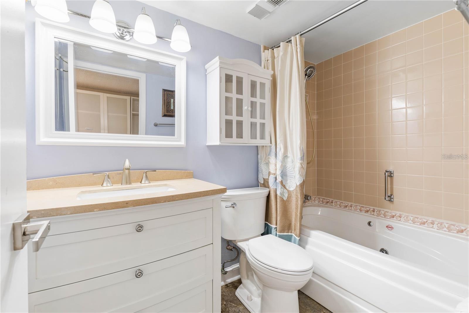 Image 17 of 51 For 3580 Ocean Shore Boulevard 404