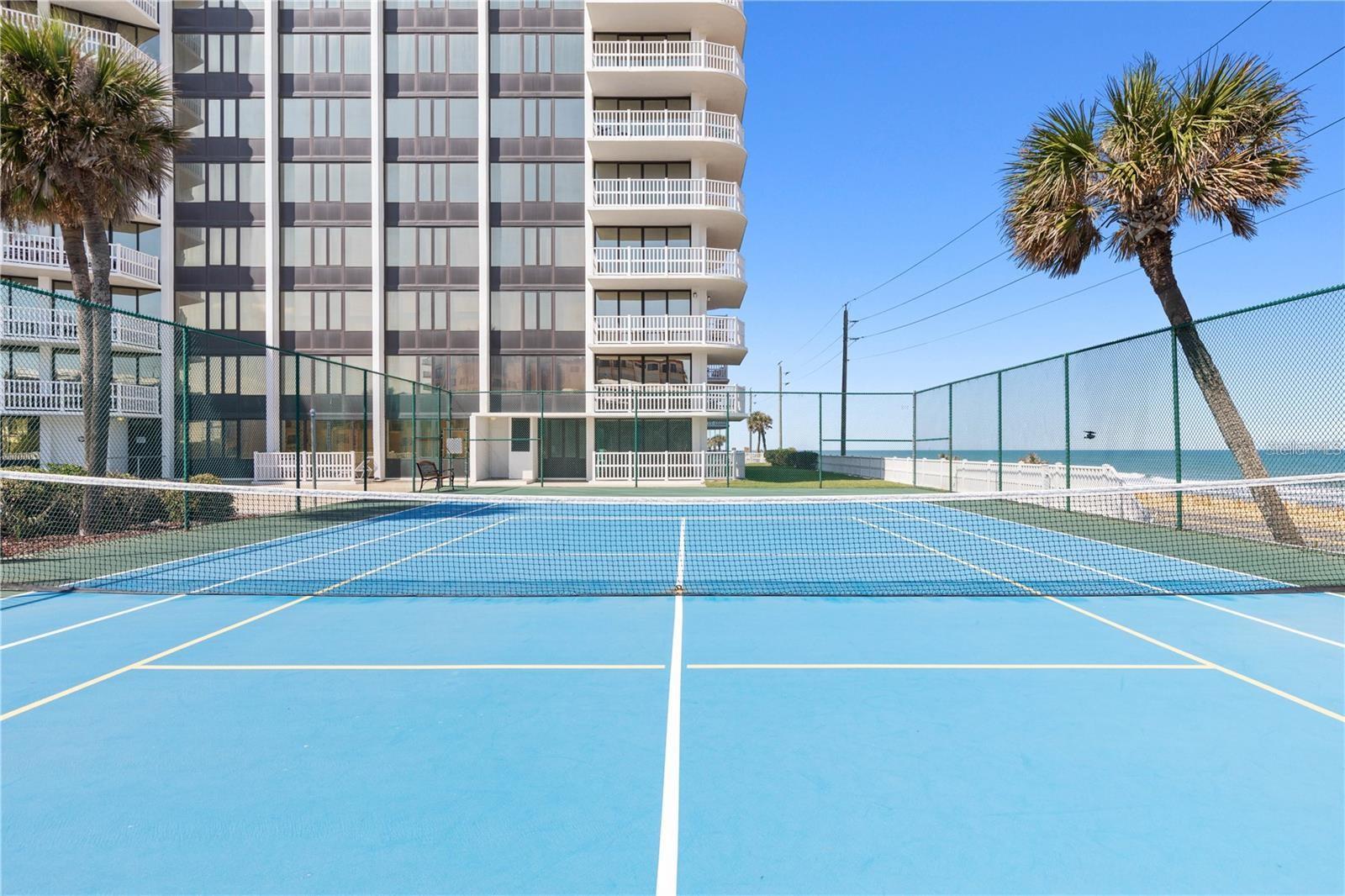 Image 40 of 51 For 3580 Ocean Shore Boulevard 404