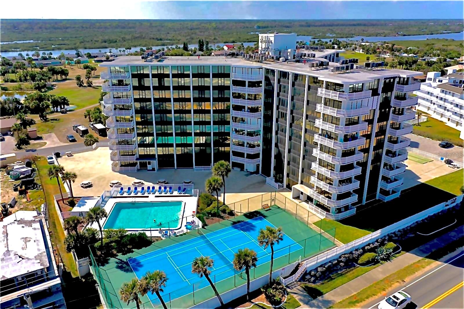 Image 46 of 51 For 3580 Ocean Shore Boulevard 404