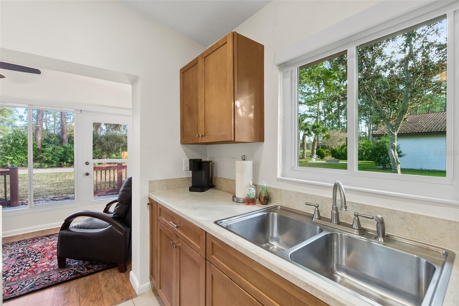 Image 11 of 42 For 7 Lago Vista Place