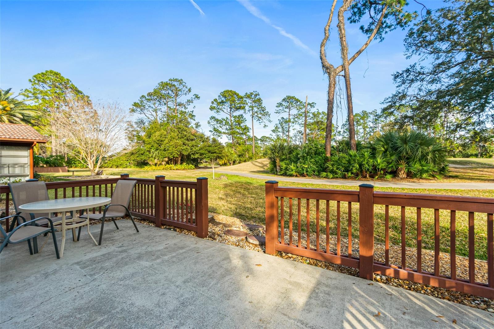 Image 25 of 42 For 7 Lago Vista Place