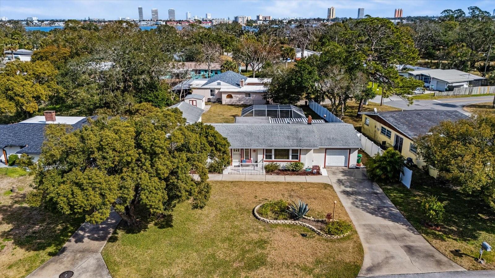 Image 2 of 46 For 1705 Cordova Avenue