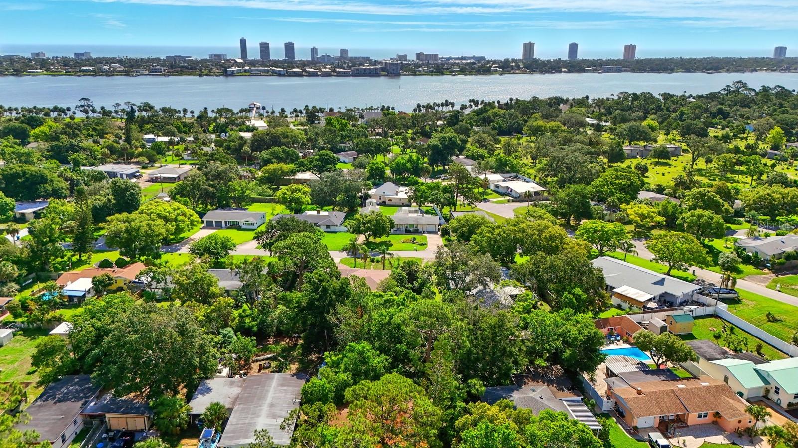 Image 46 of 46 For 1705 Cordova Avenue