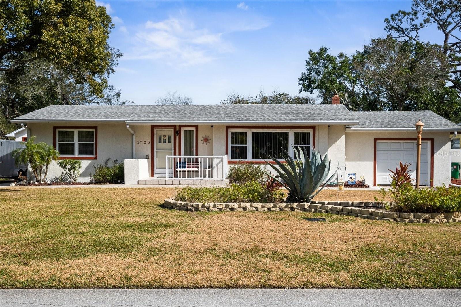 Image 9 of 46 For 1705 Cordova Avenue