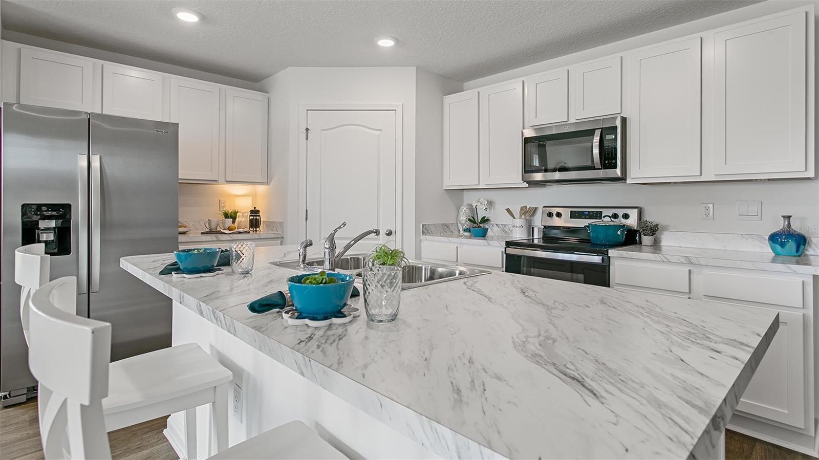 Image 5 of 32 For 37 Springwood Drive S
