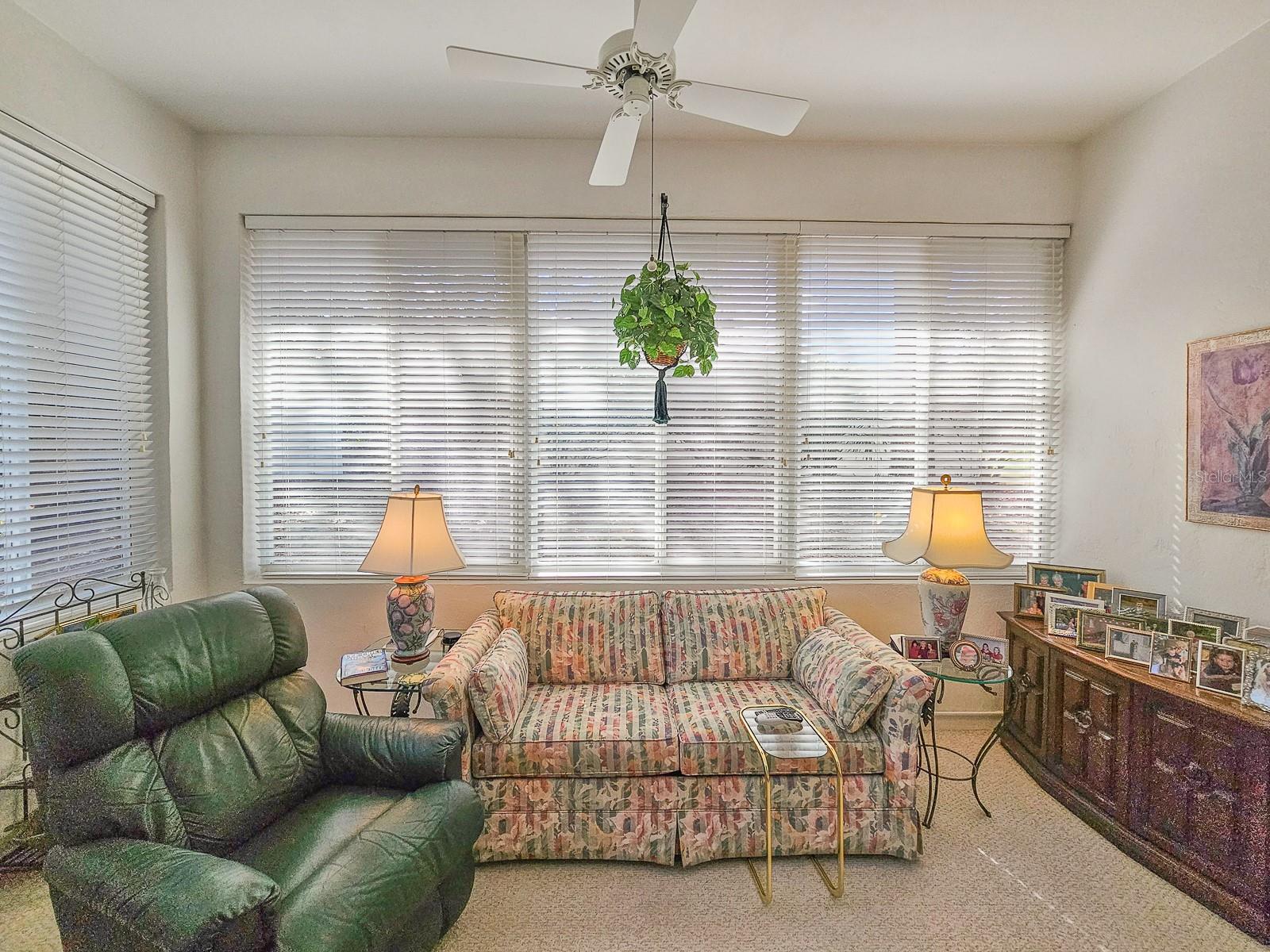 Image 13 of 61 For 1187 Athlone Way
