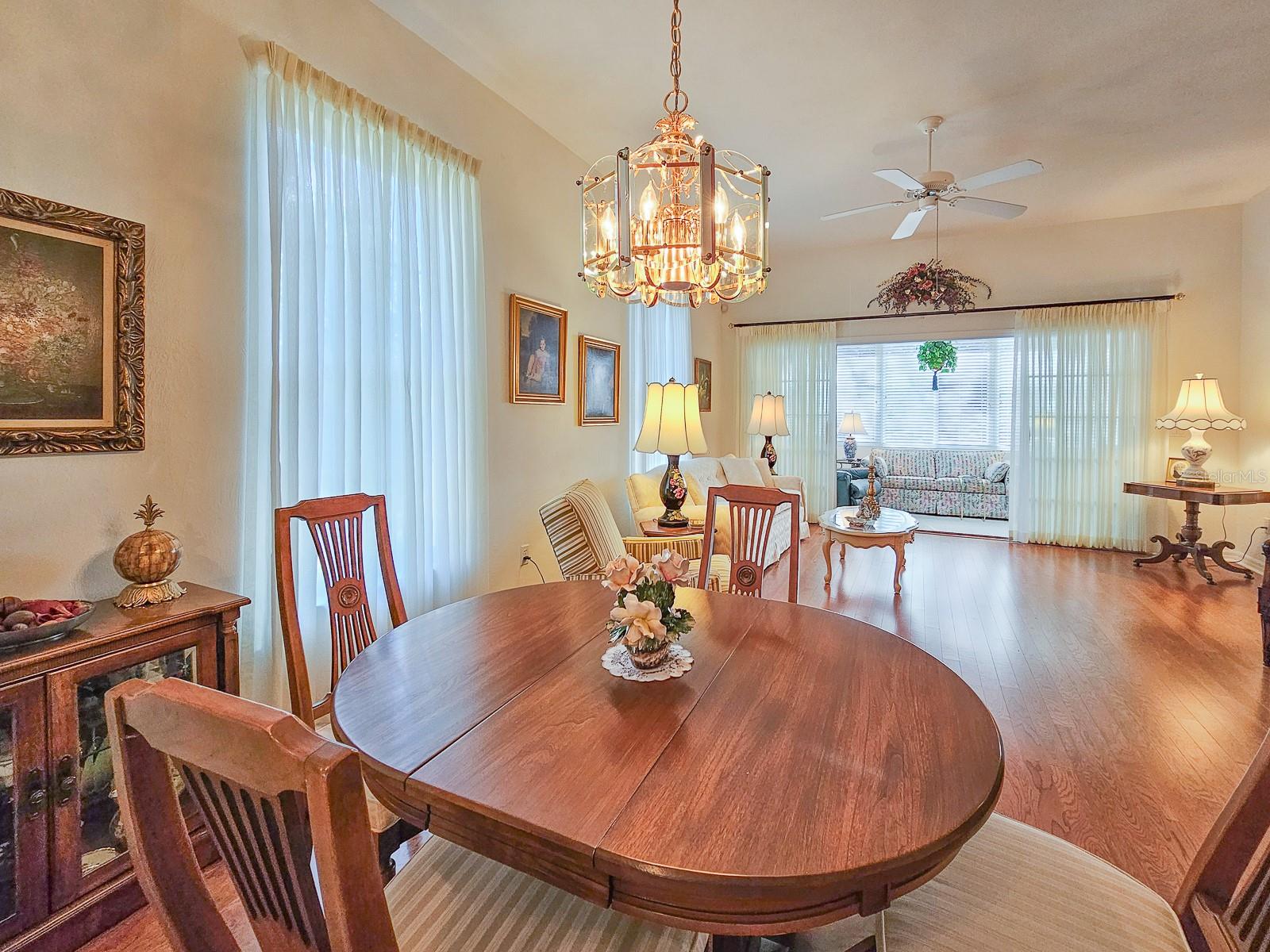 Image 18 of 61 For 1187 Athlone Way