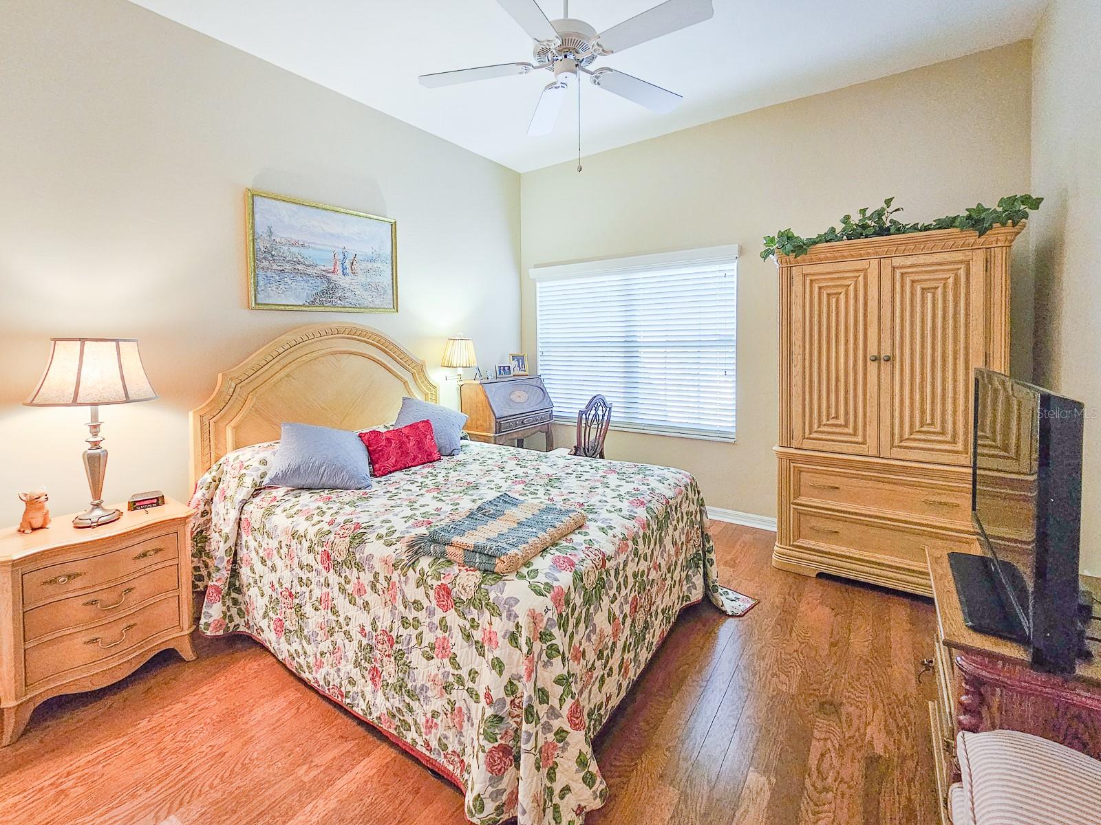 Image 31 of 61 For 1187 Athlone Way