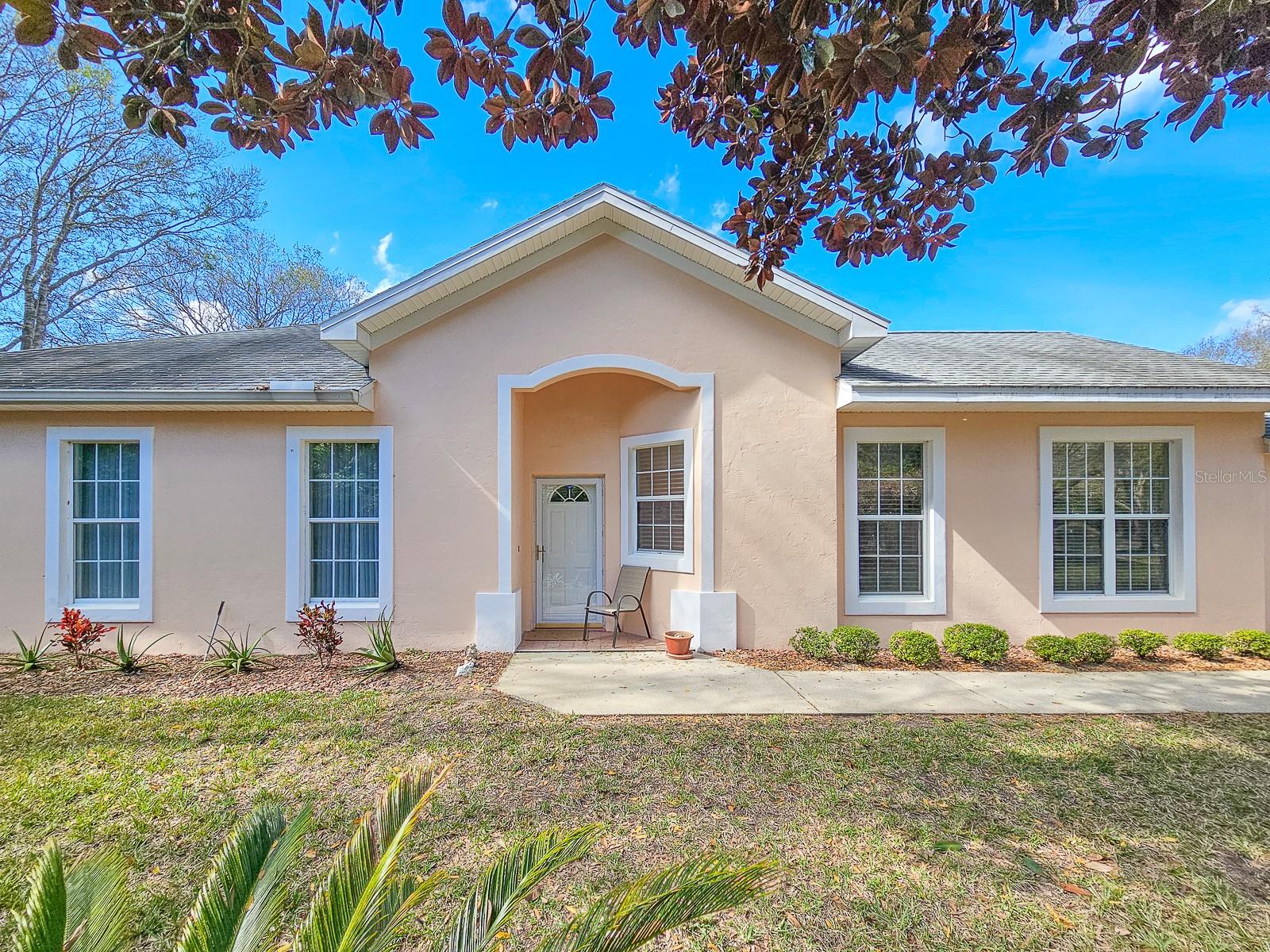 Image 4 of 61 For 1187 Athlone Way