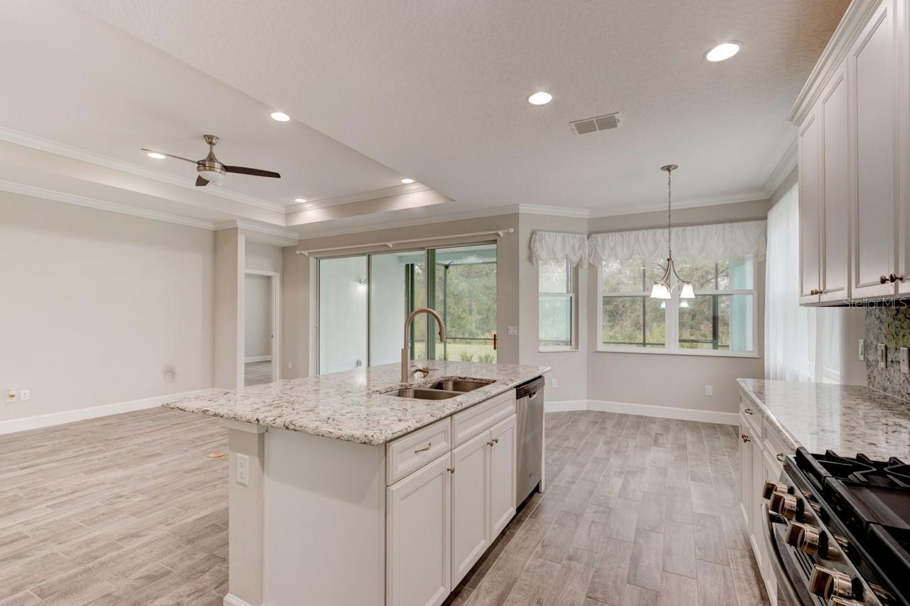 Image 10 of 74 For 1068 Sea Shell Court