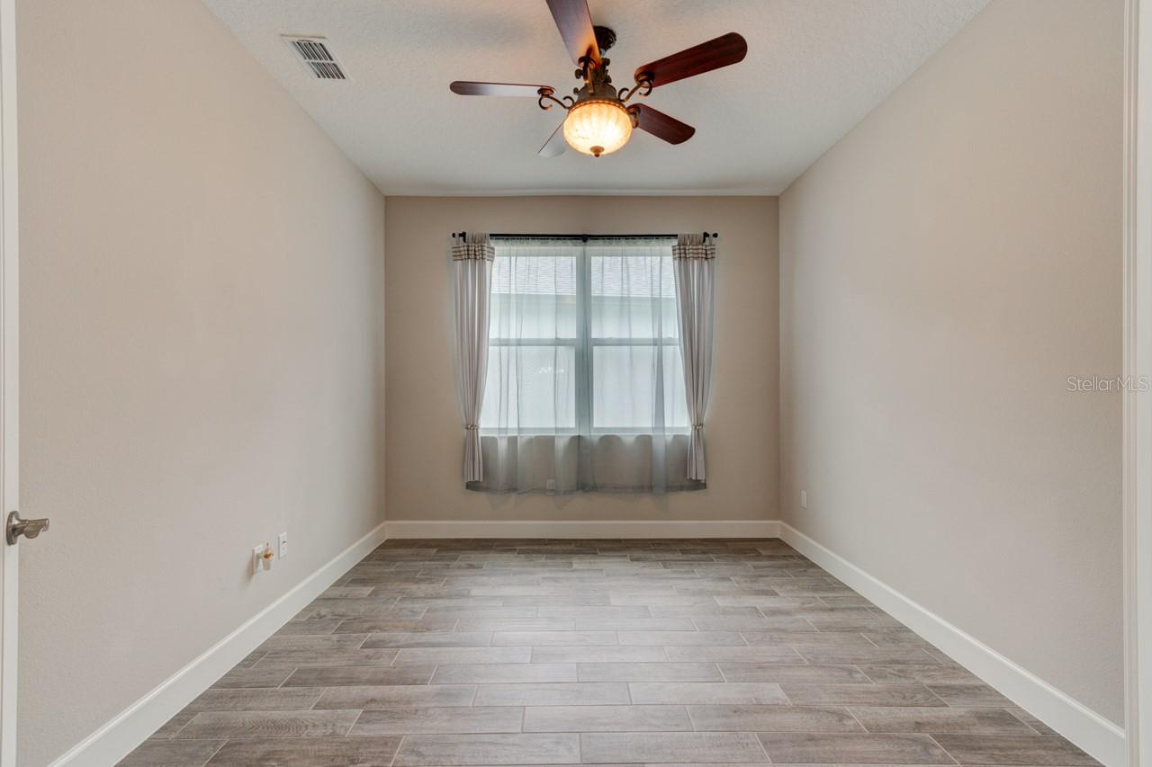 Image 13 of 74 For 1068 Sea Shell Court