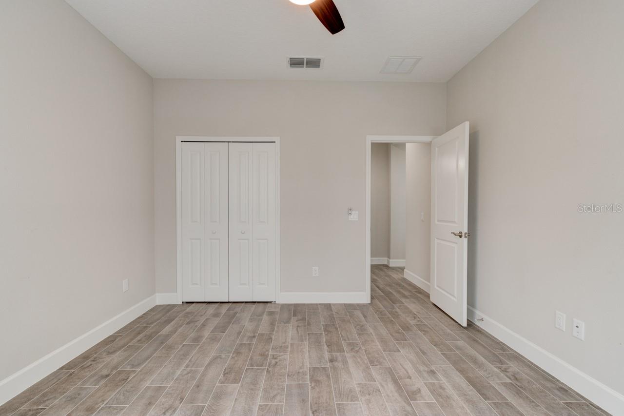 Image 18 of 74 For 1068 Sea Shell Court
