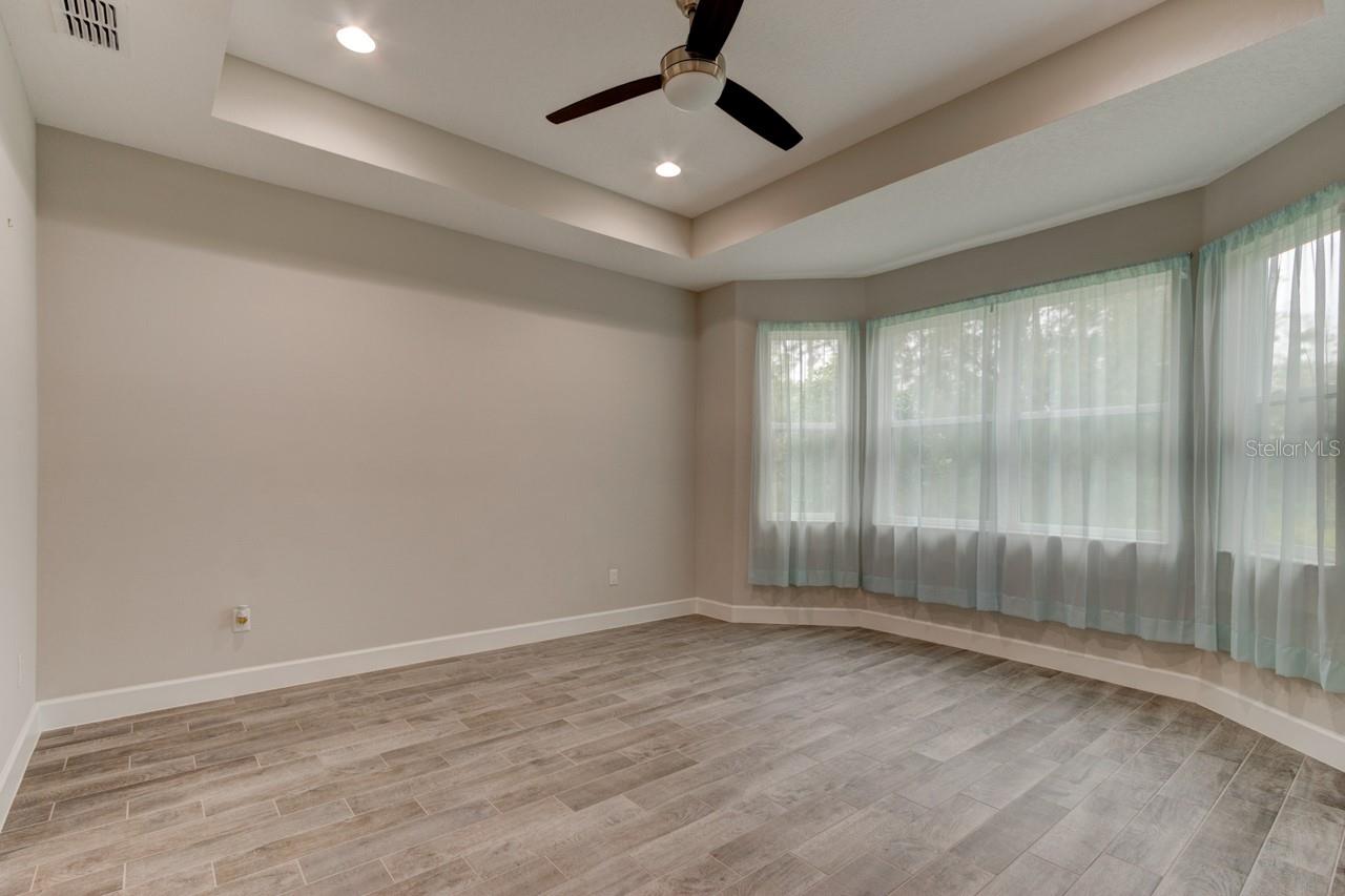 Image 21 of 74 For 1068 Sea Shell Court