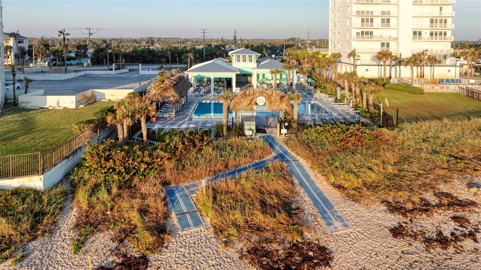 Image 73 of 74 For 1068 Sea Shell Court