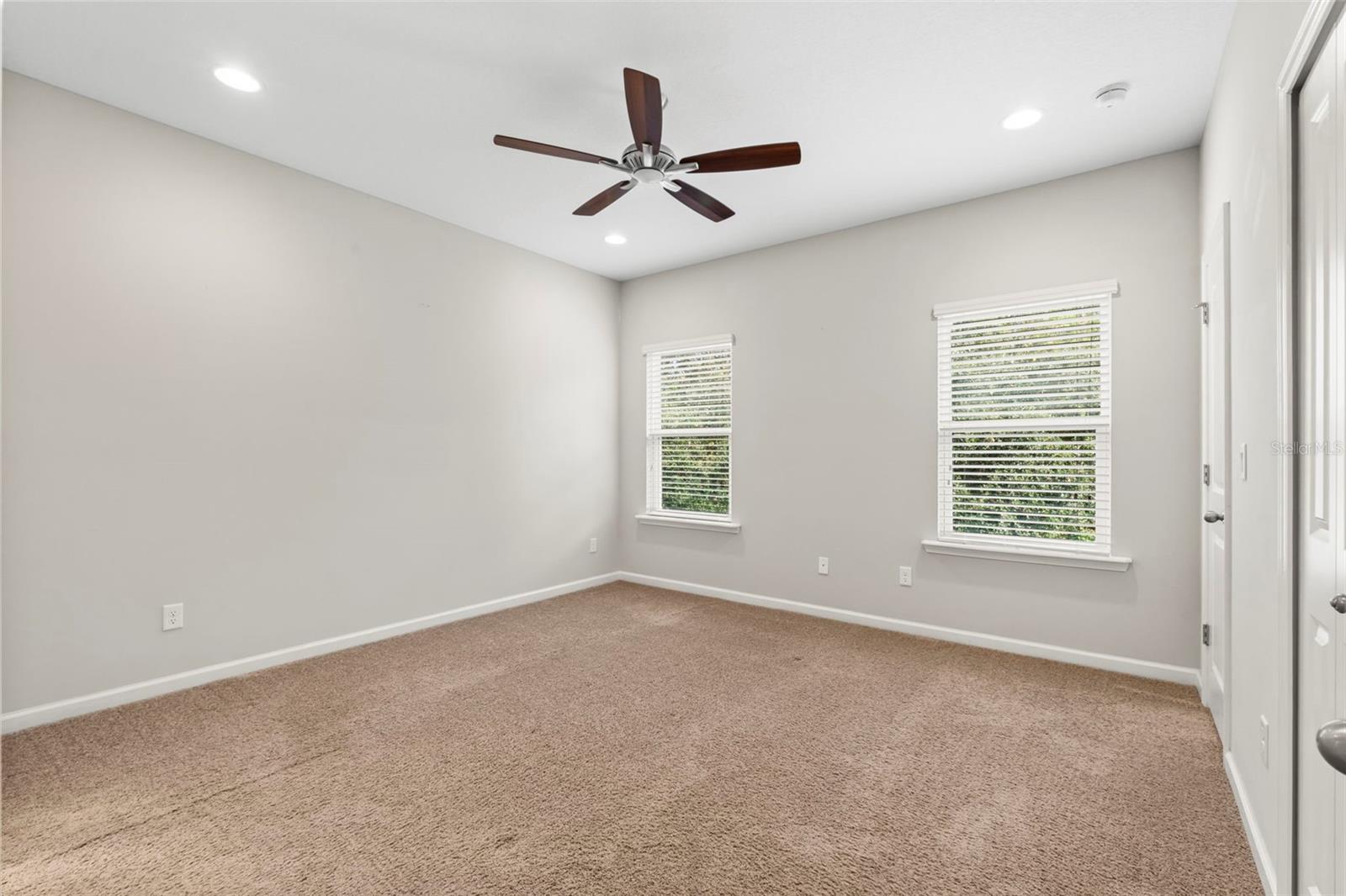 Image 19 of 43 For 20 Pindo Palm Drive