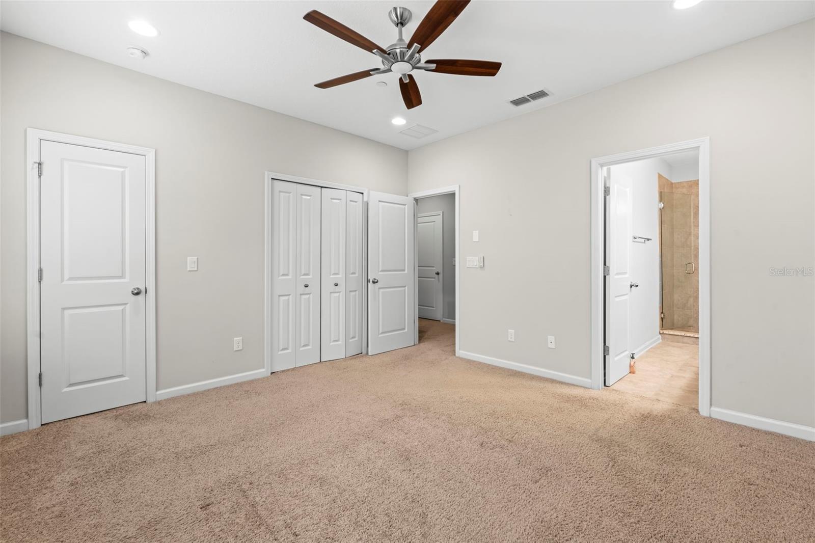 Image 20 of 43 For 20 Pindo Palm Drive