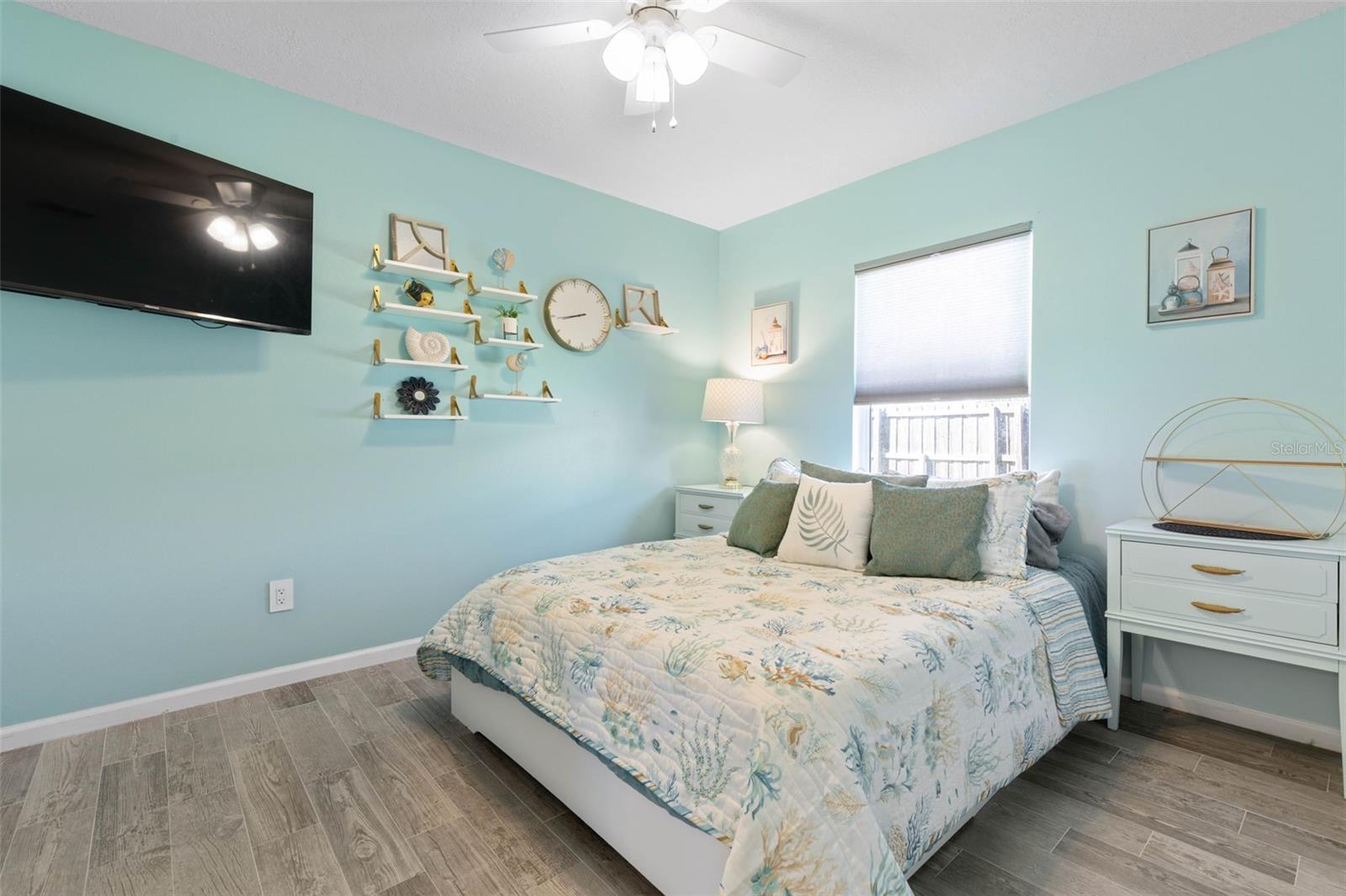 Image 21 of 32 For 18 Zebulon Place