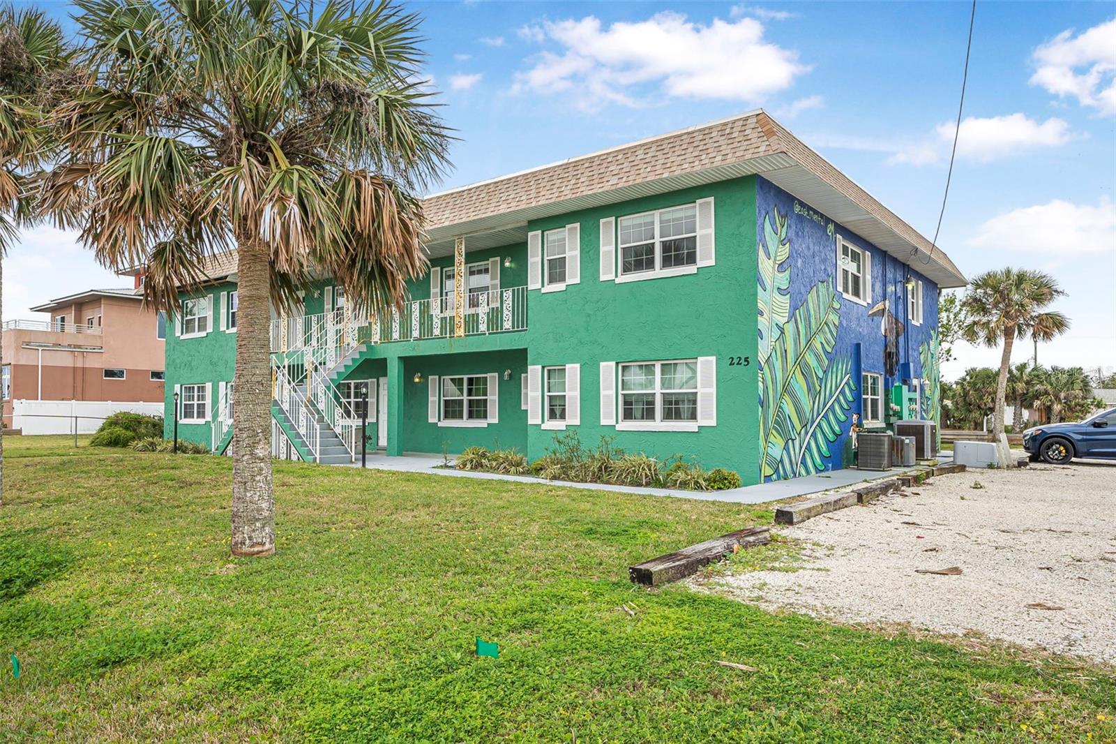 Image 3 of 50 For 225 Flagler Avenue