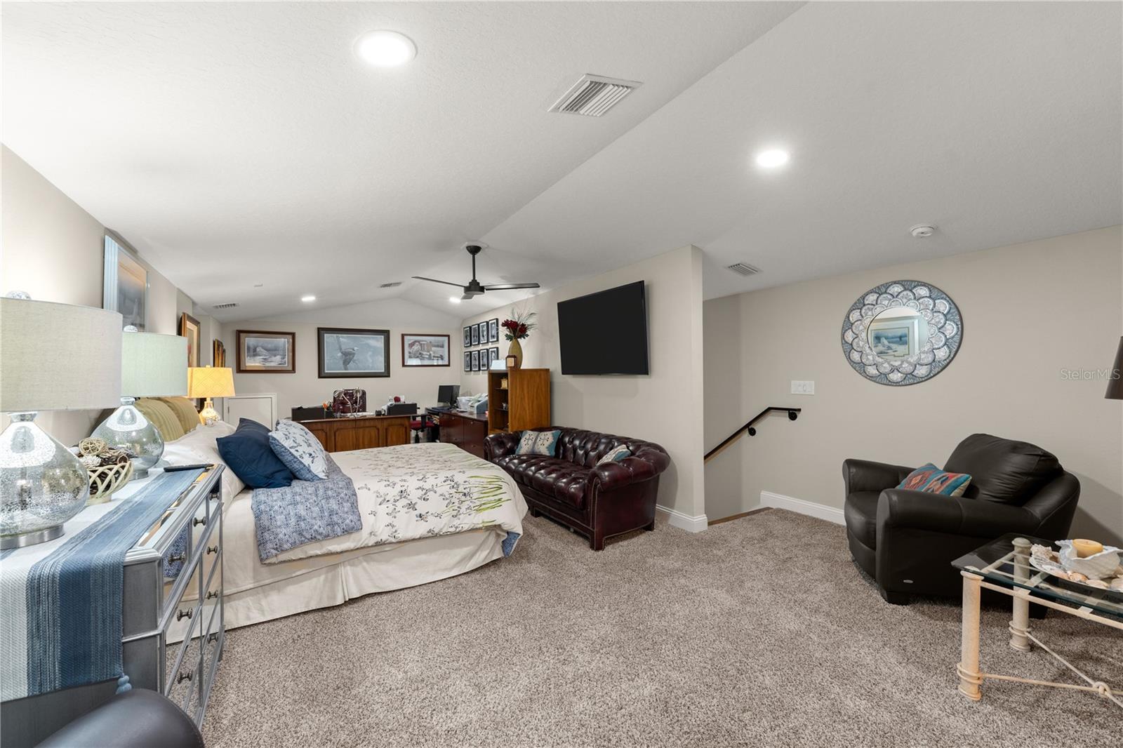 Image 32 of 48 For 5 Rio Vista Drive