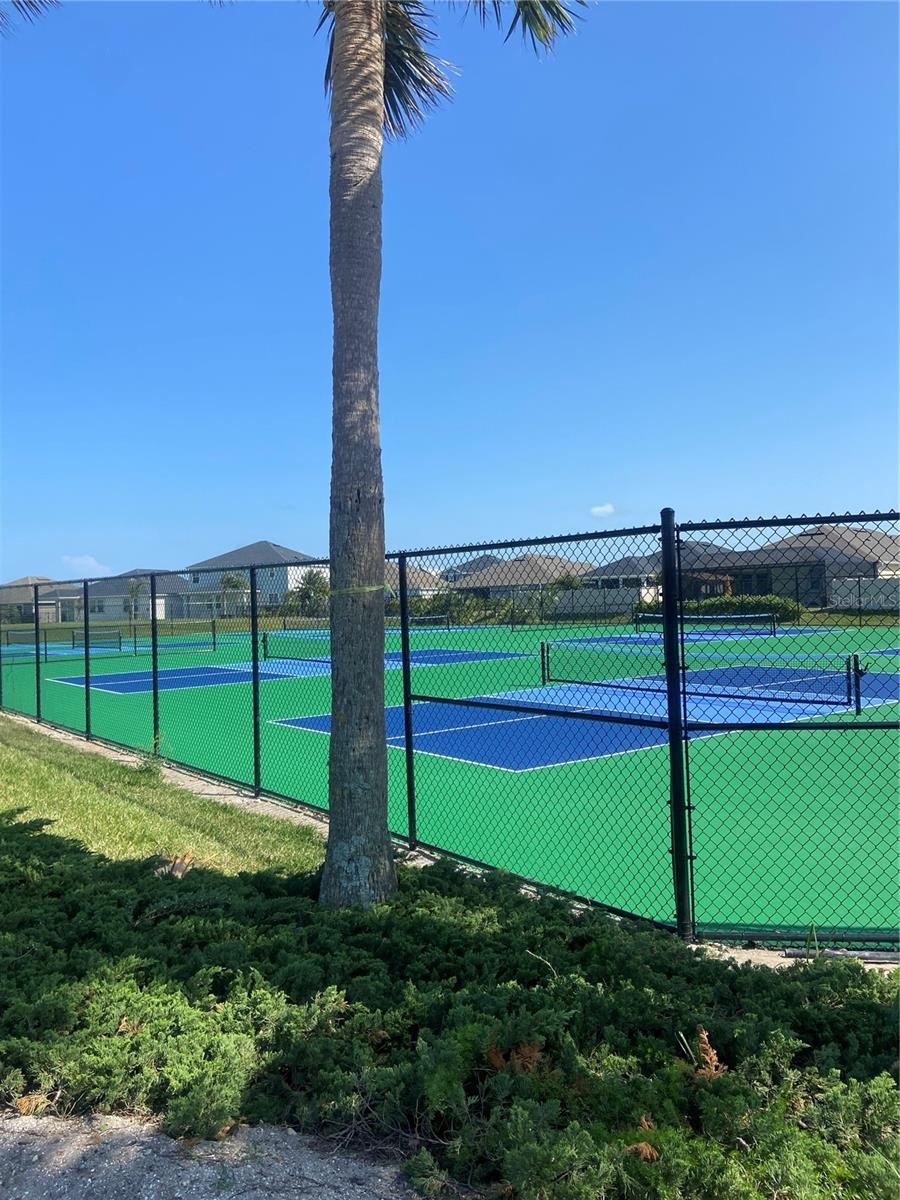 Image 71 of 90 For 68 Los Lagos Boulevard