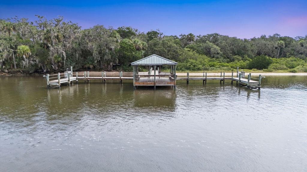 Image 82 of 90 For 68 Los Lagos Boulevard