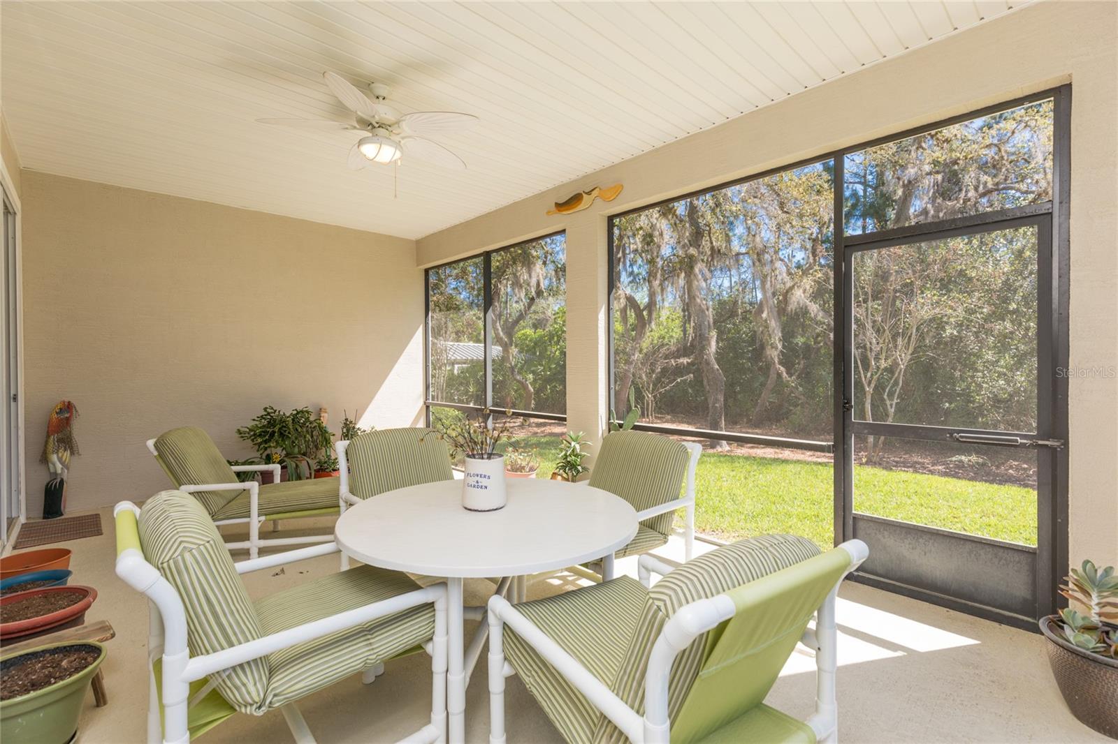 Listing photo id 8 for 22 Pelican Court