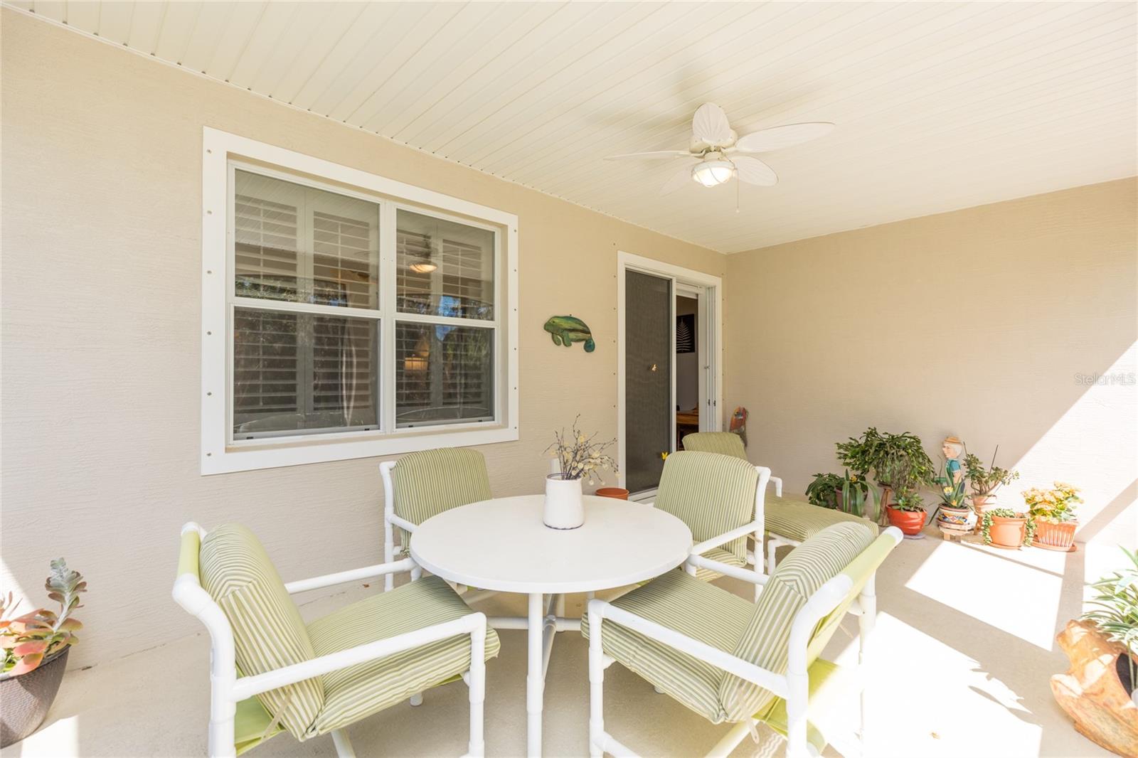 Listing photo id 9 for 22 Pelican Court