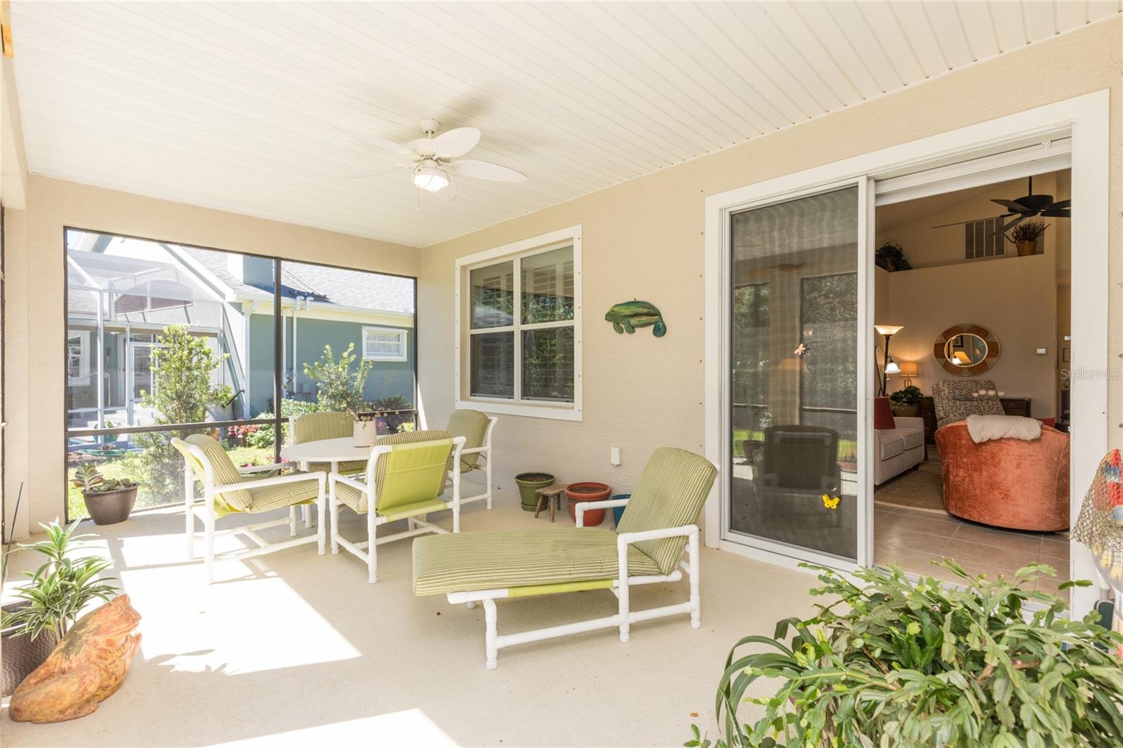 Listing photo id 10 for 22 Pelican Court