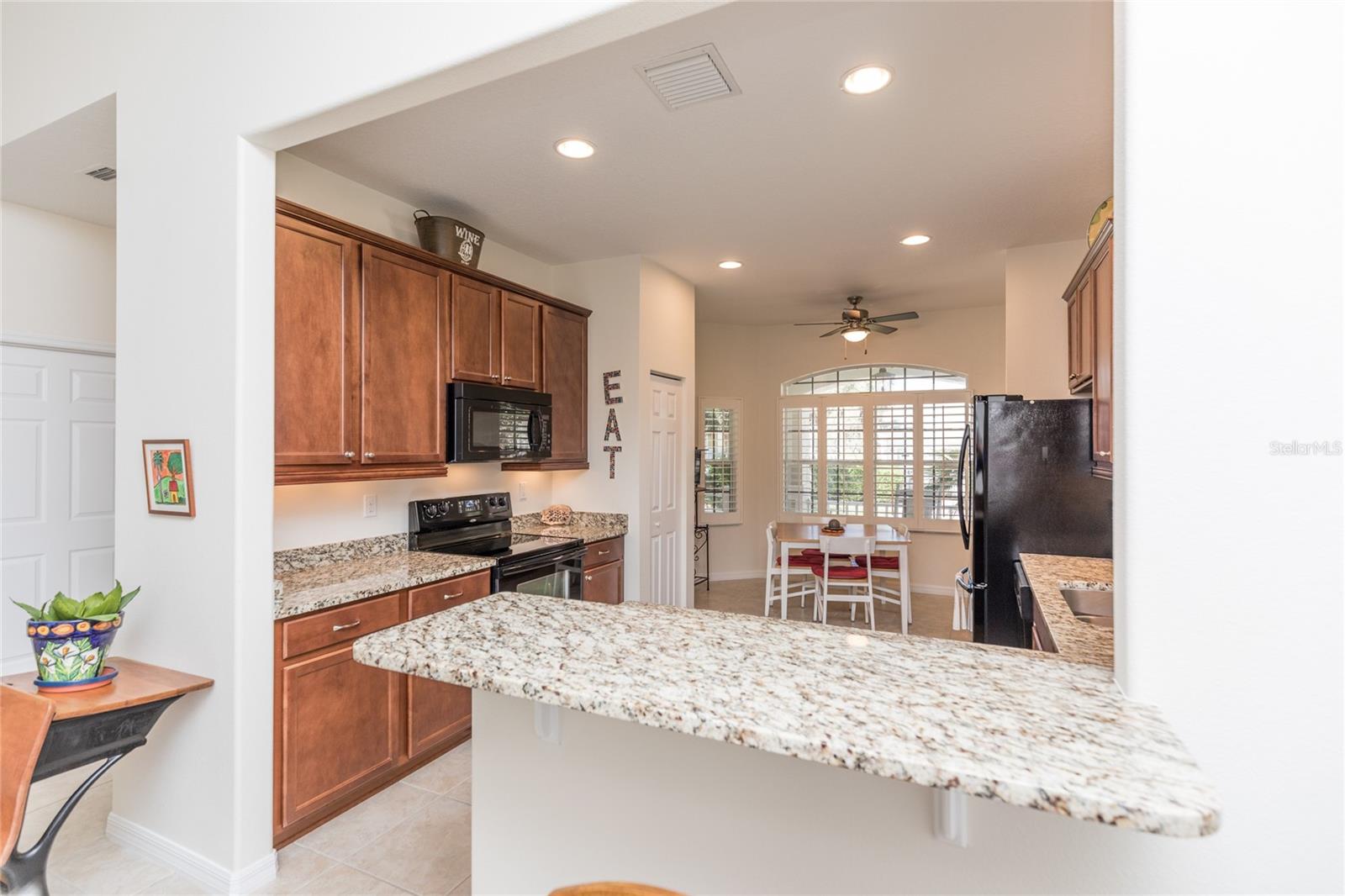 Listing photo id 18 for 22 Pelican Court
