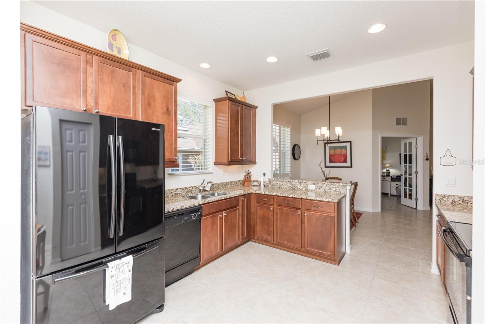 Listing photo id 22 for 22 Pelican Court