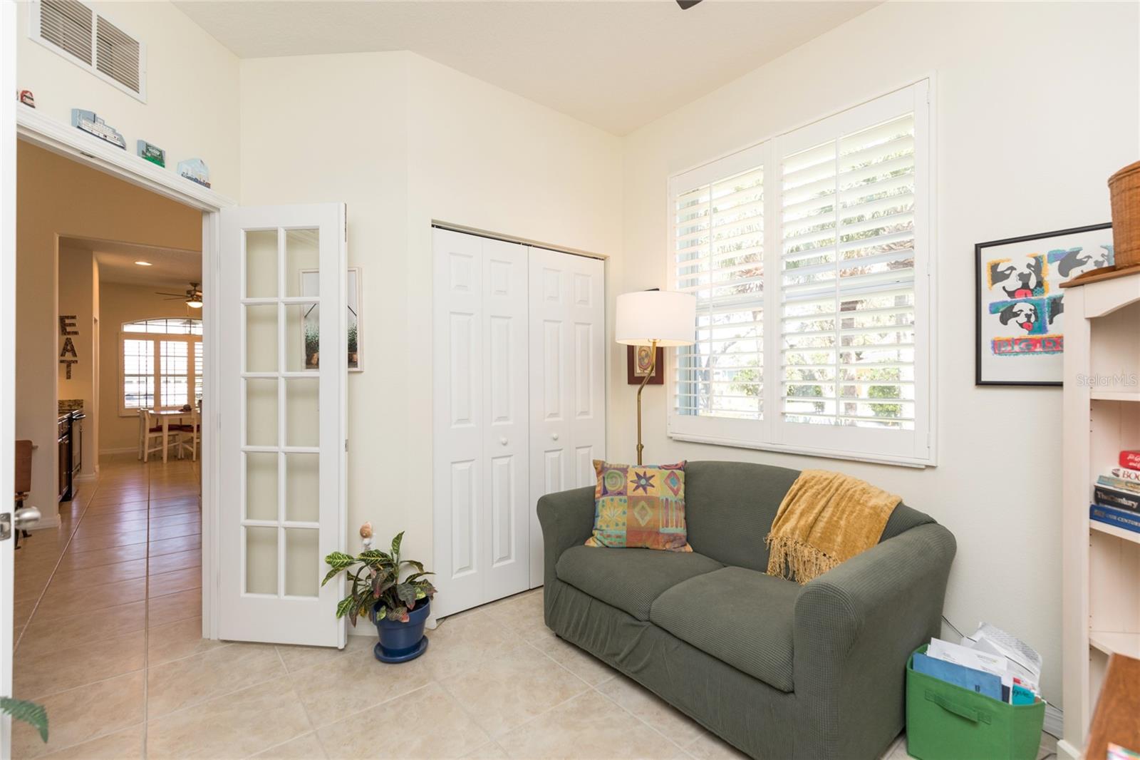 Listing photo id 43 for 22 Pelican Court