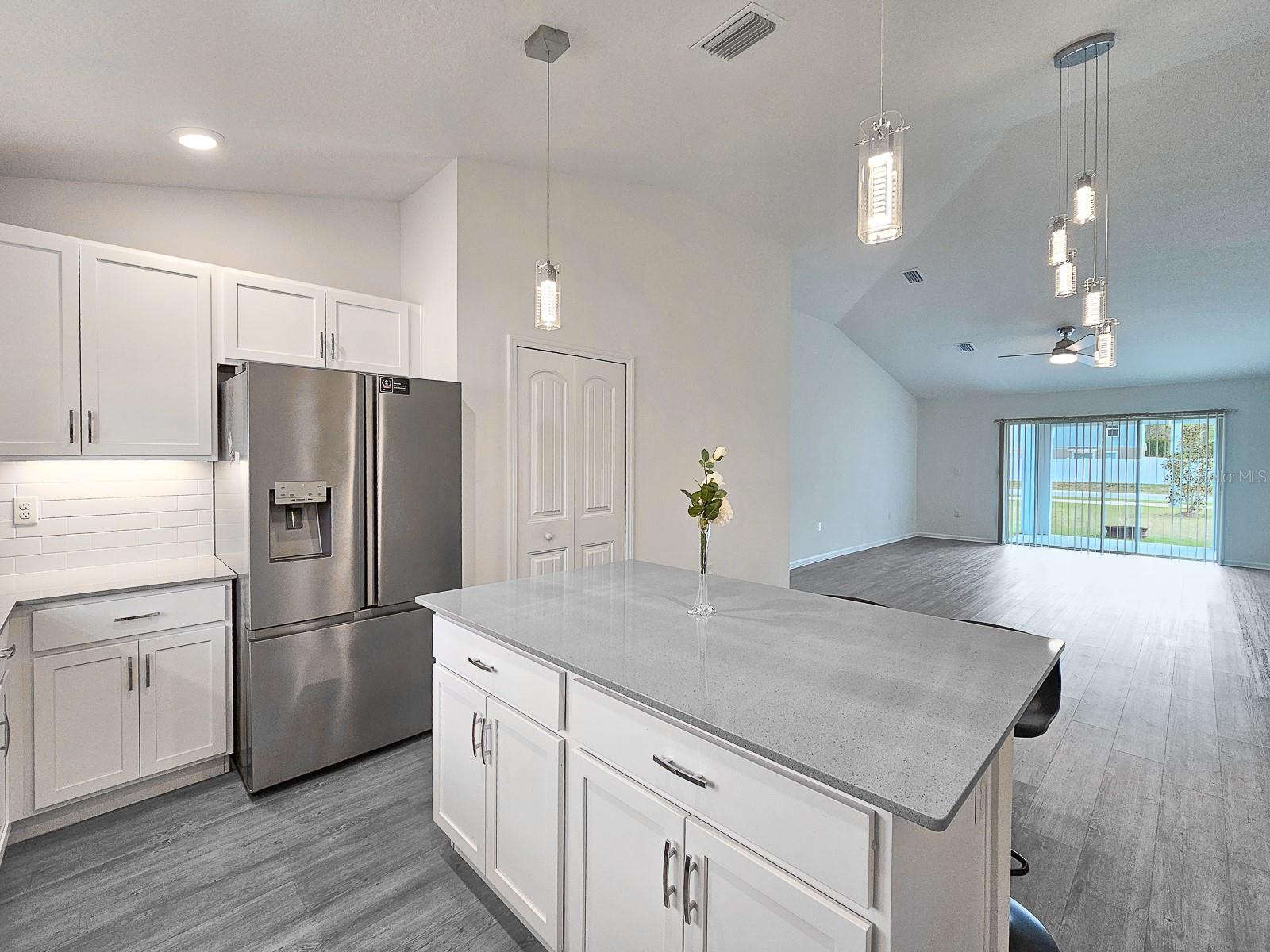 Image 13 of 34 For 1 Service Tree Place