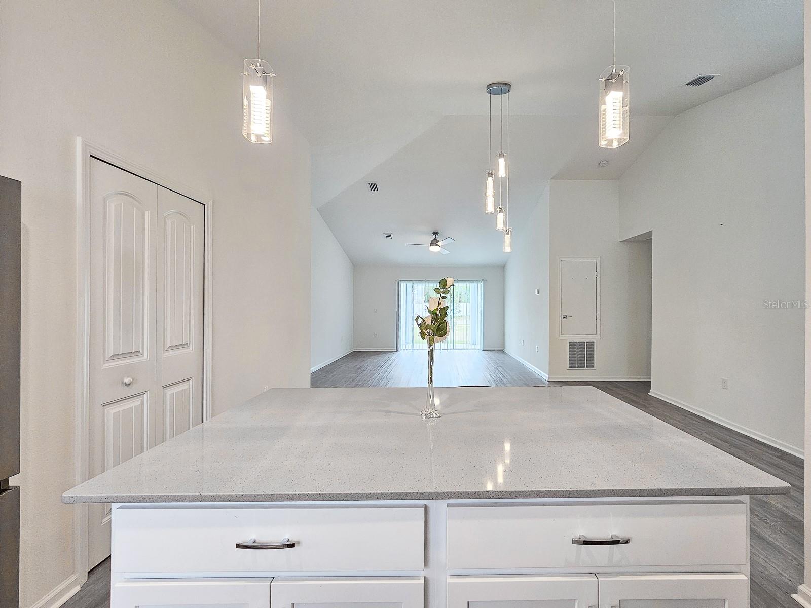 Image 15 of 34 For 1 Service Tree Place