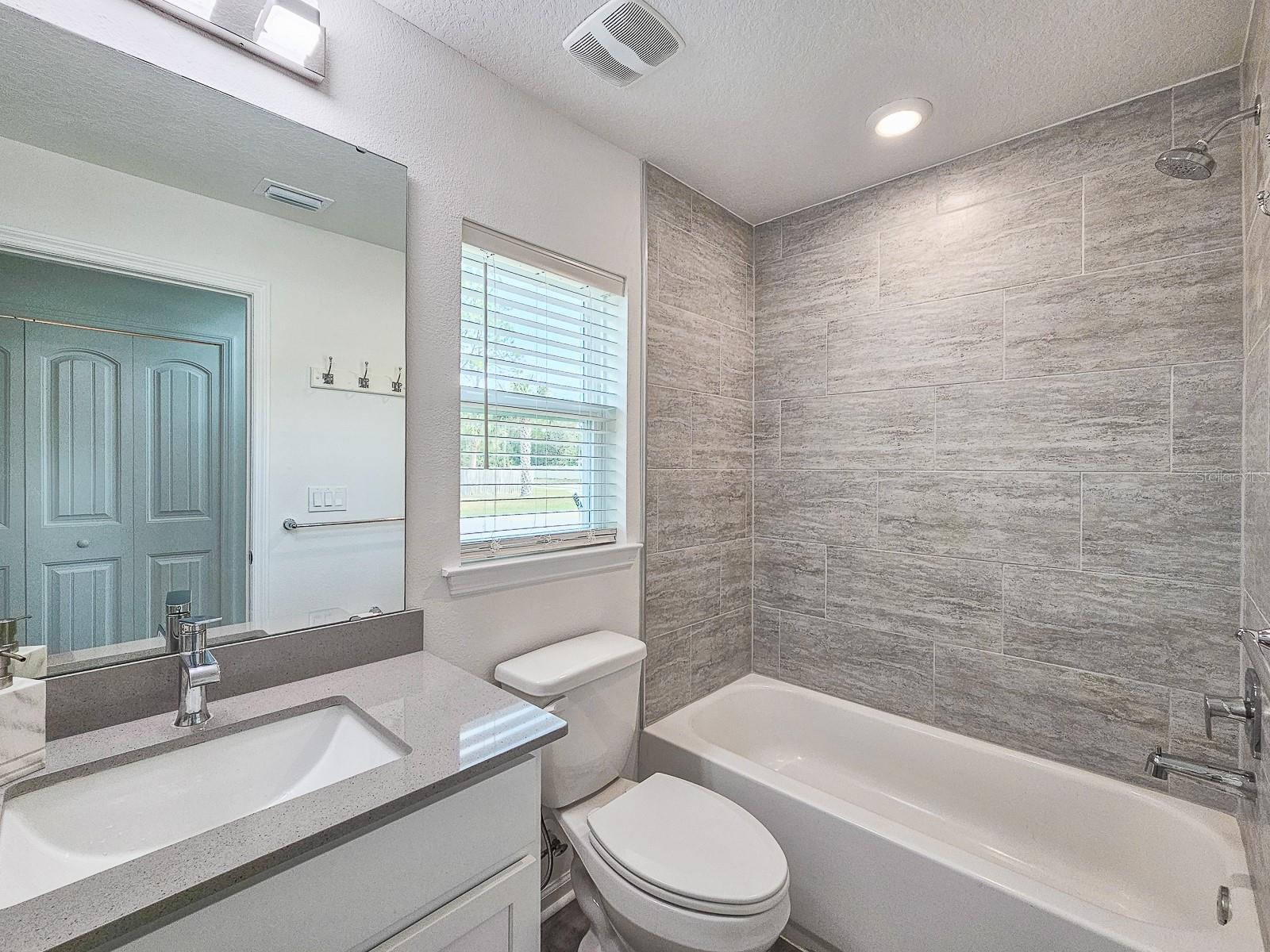 Image 28 of 34 For 1 Service Tree Place