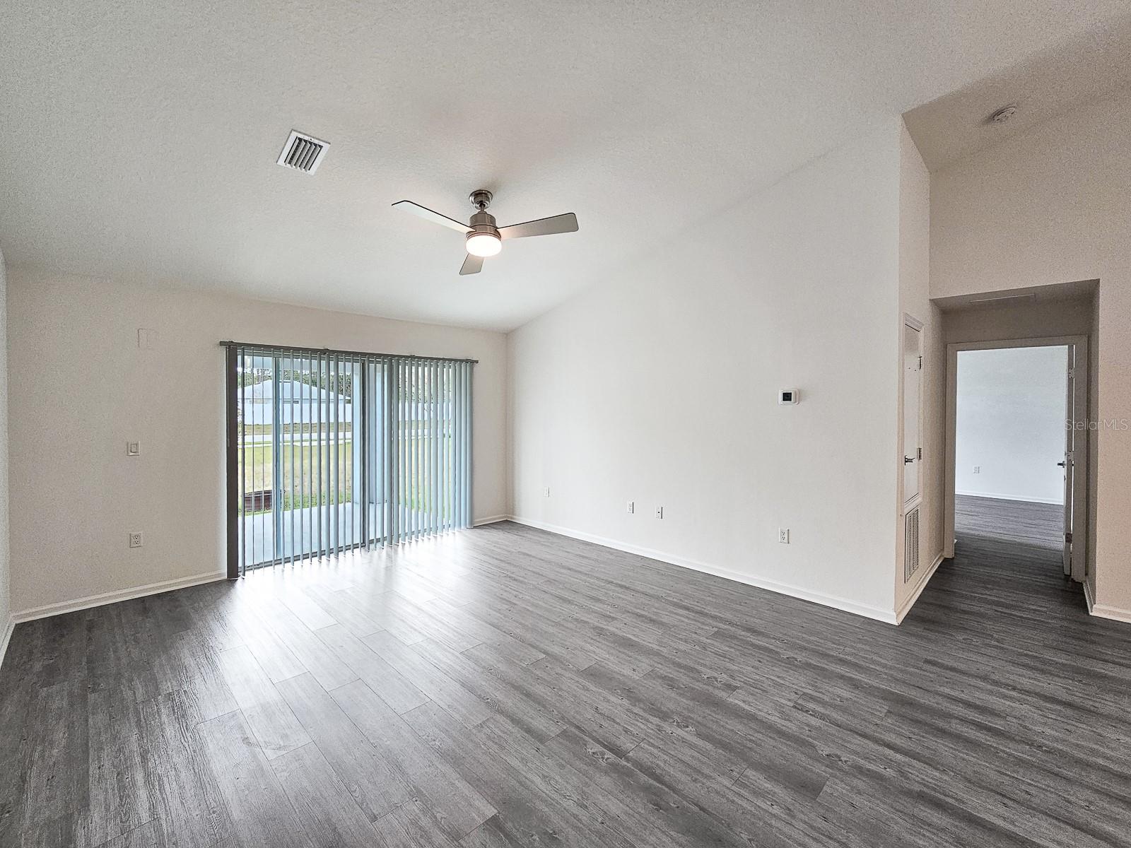 Image 7 of 34 For 1 Service Tree Place