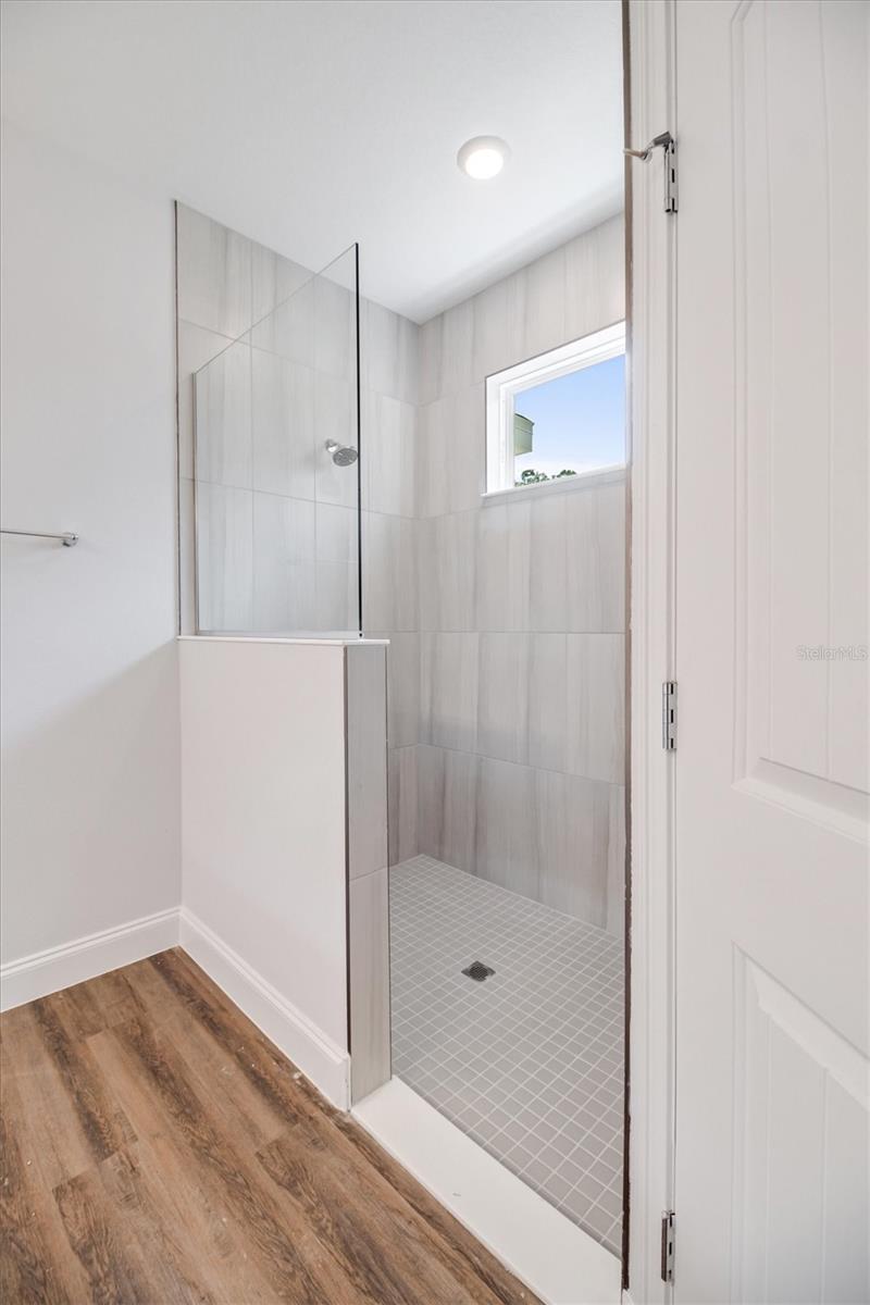 Image 16 of 22 For 21 Utica Path