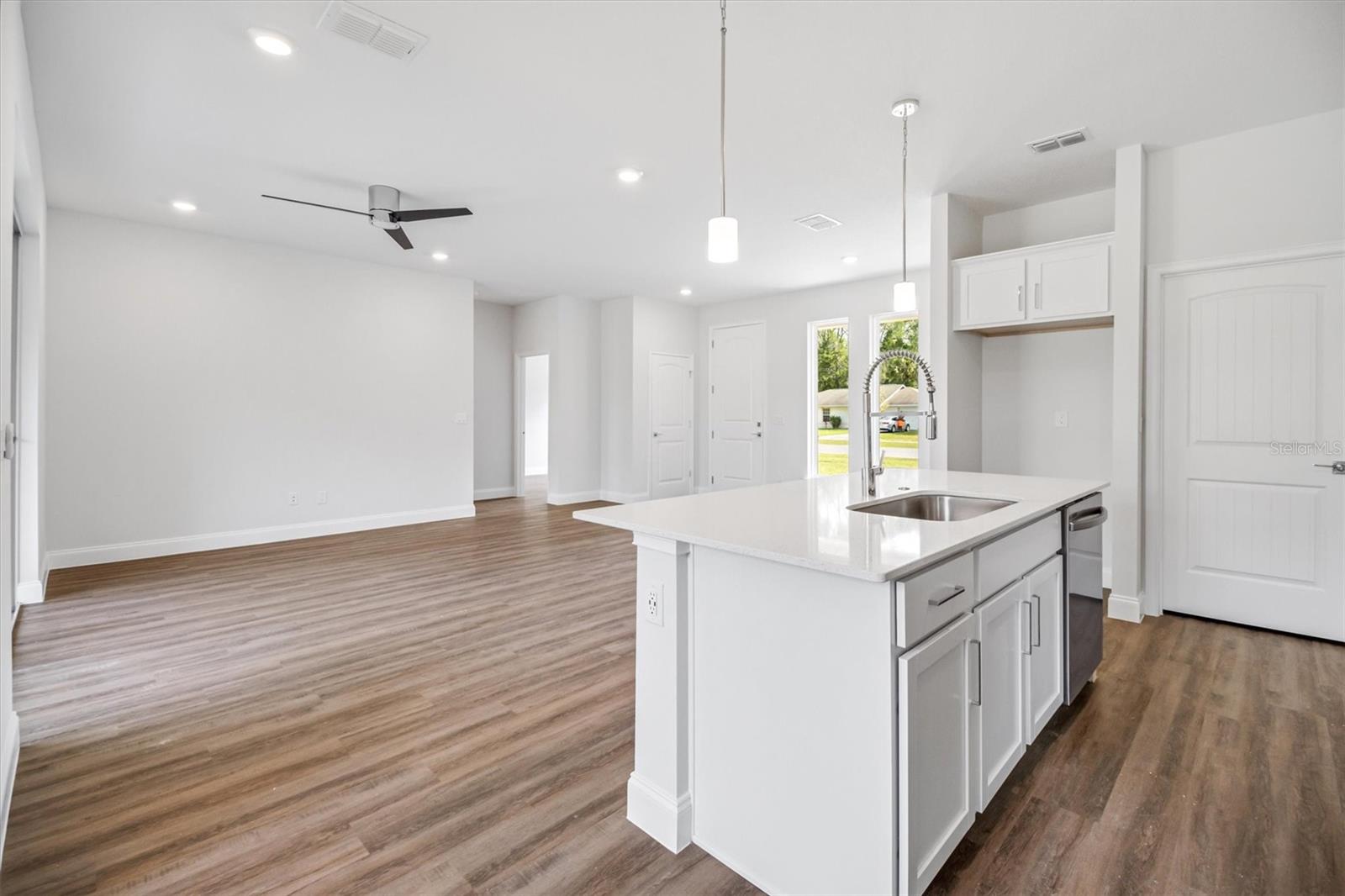 Image 4 of 22 For 21 Utica Path