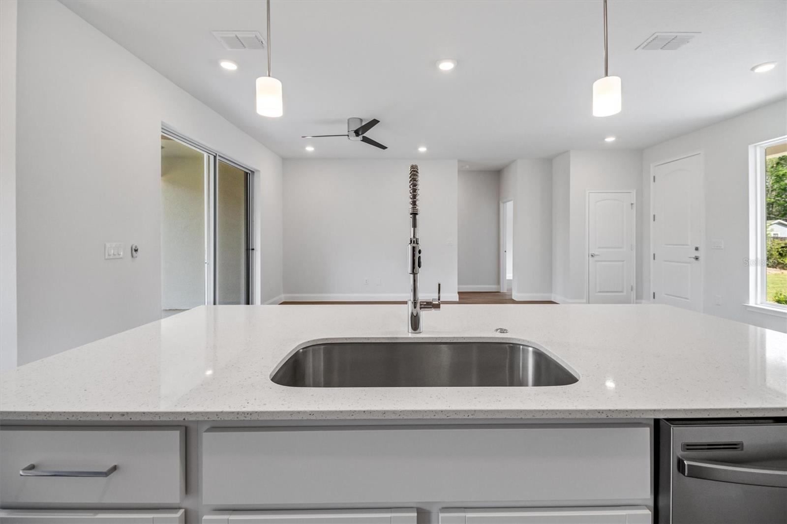 Image 6 of 22 For 21 Utica Path